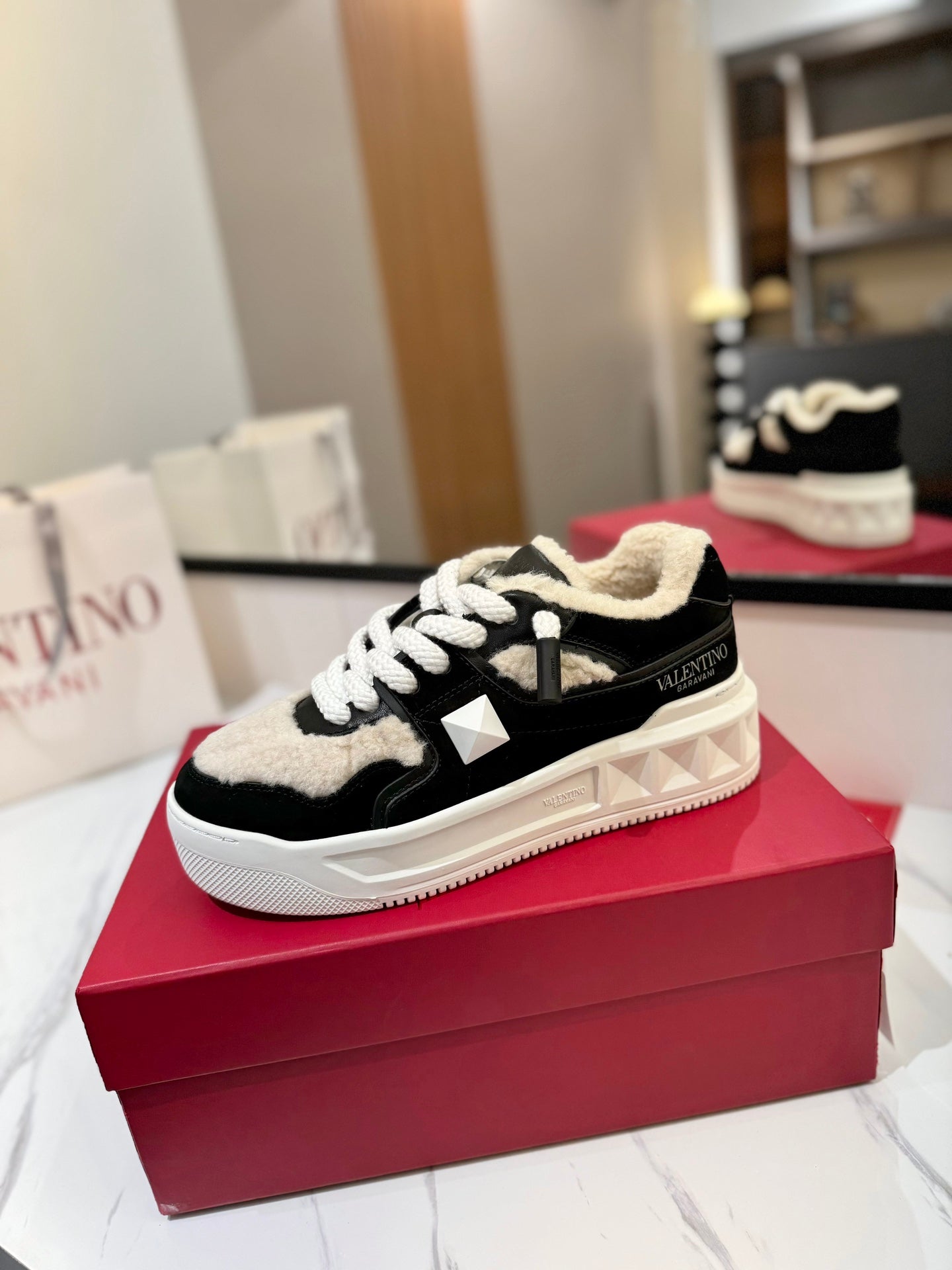 Valentino Sneaker