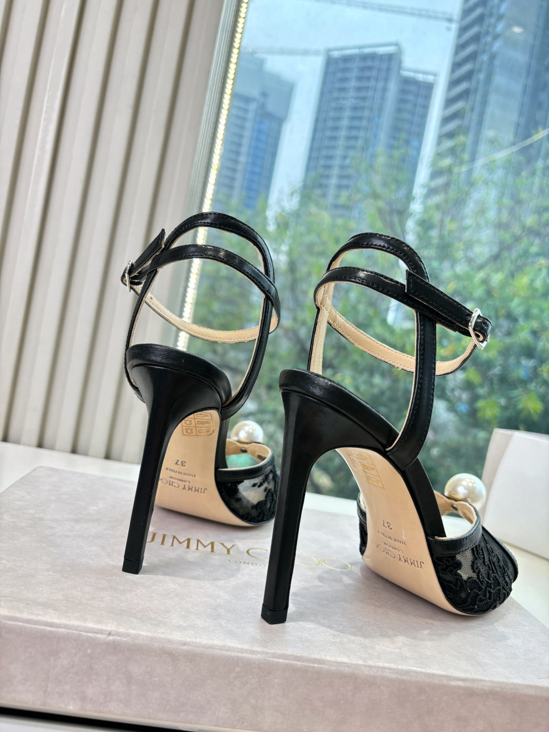 Jimmy Choo Topuklu