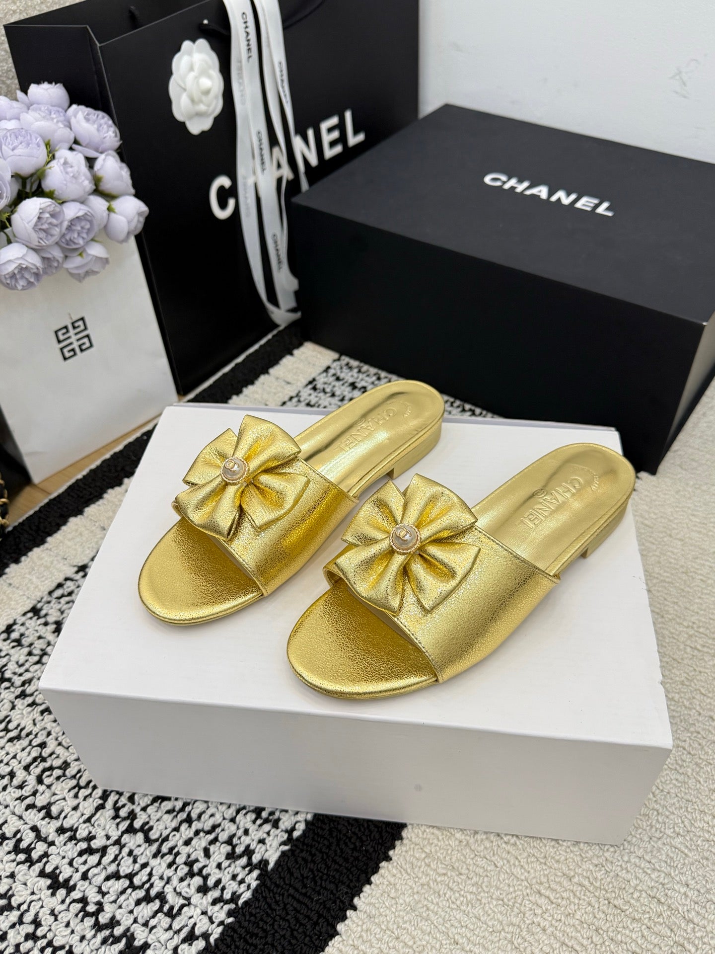 Chanel Slipper