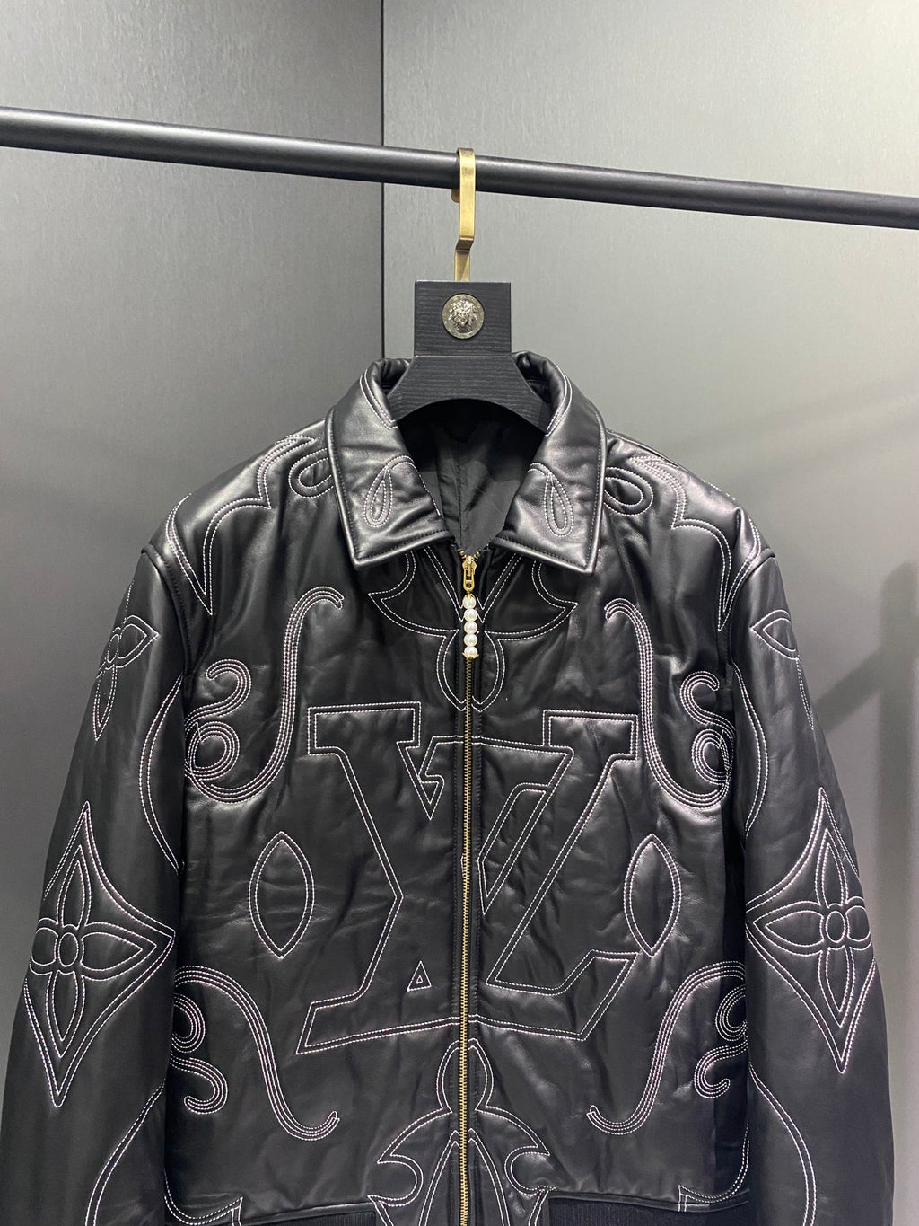 Louis Vuitton Deri Mont