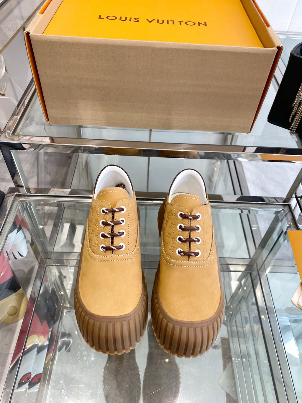 Louis Vuitton Sneaker