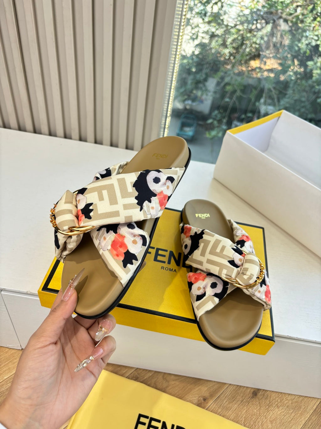 Fendi Slipper