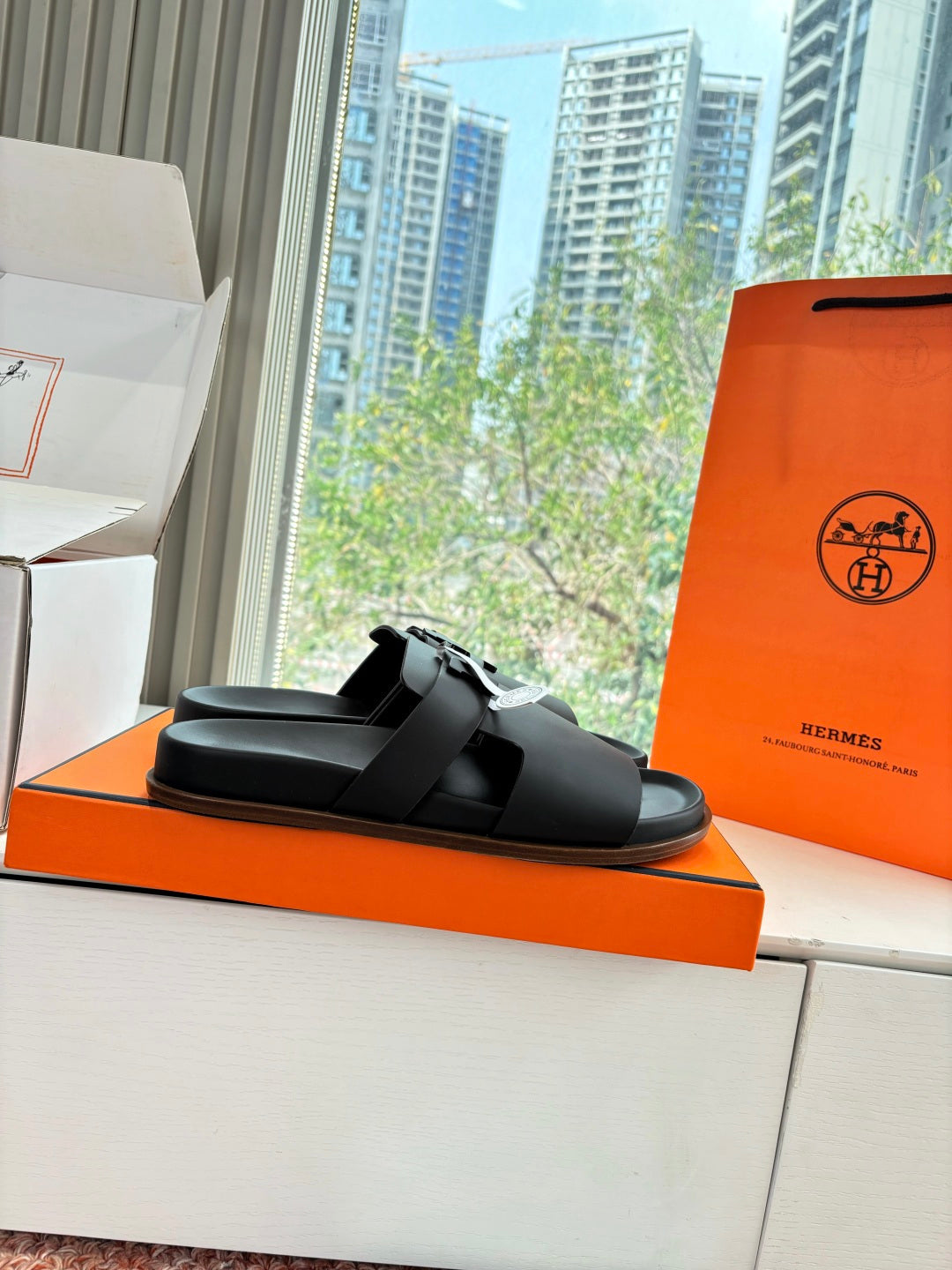 Hermes Slipper