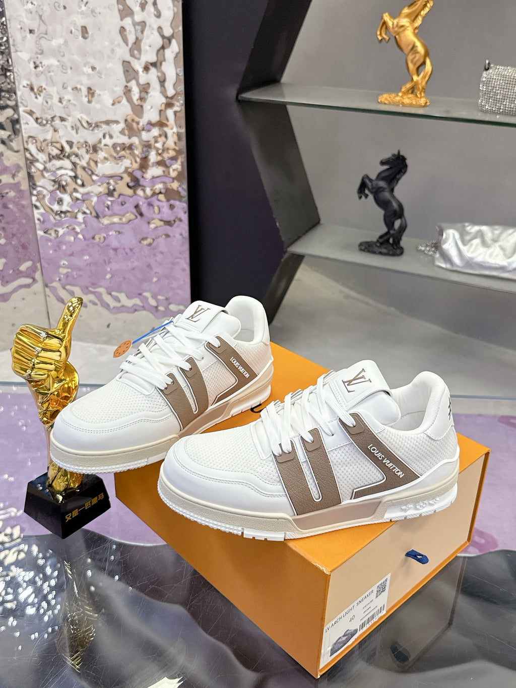 Louis Vuitton Sneaker