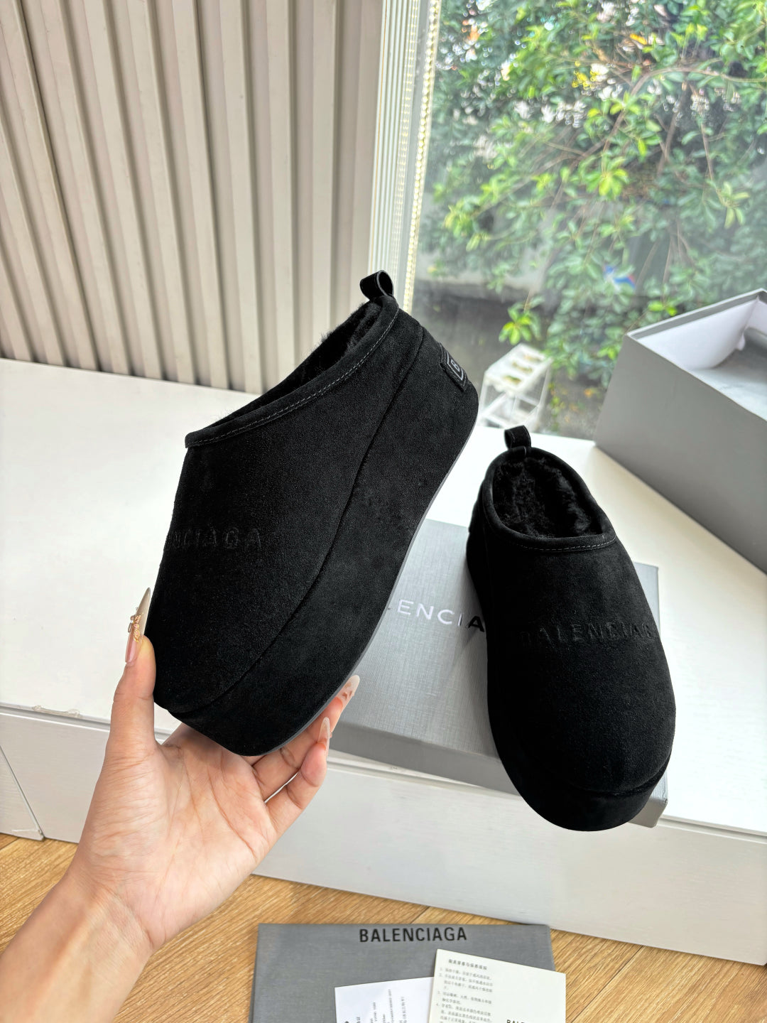Balenciaga Slipper