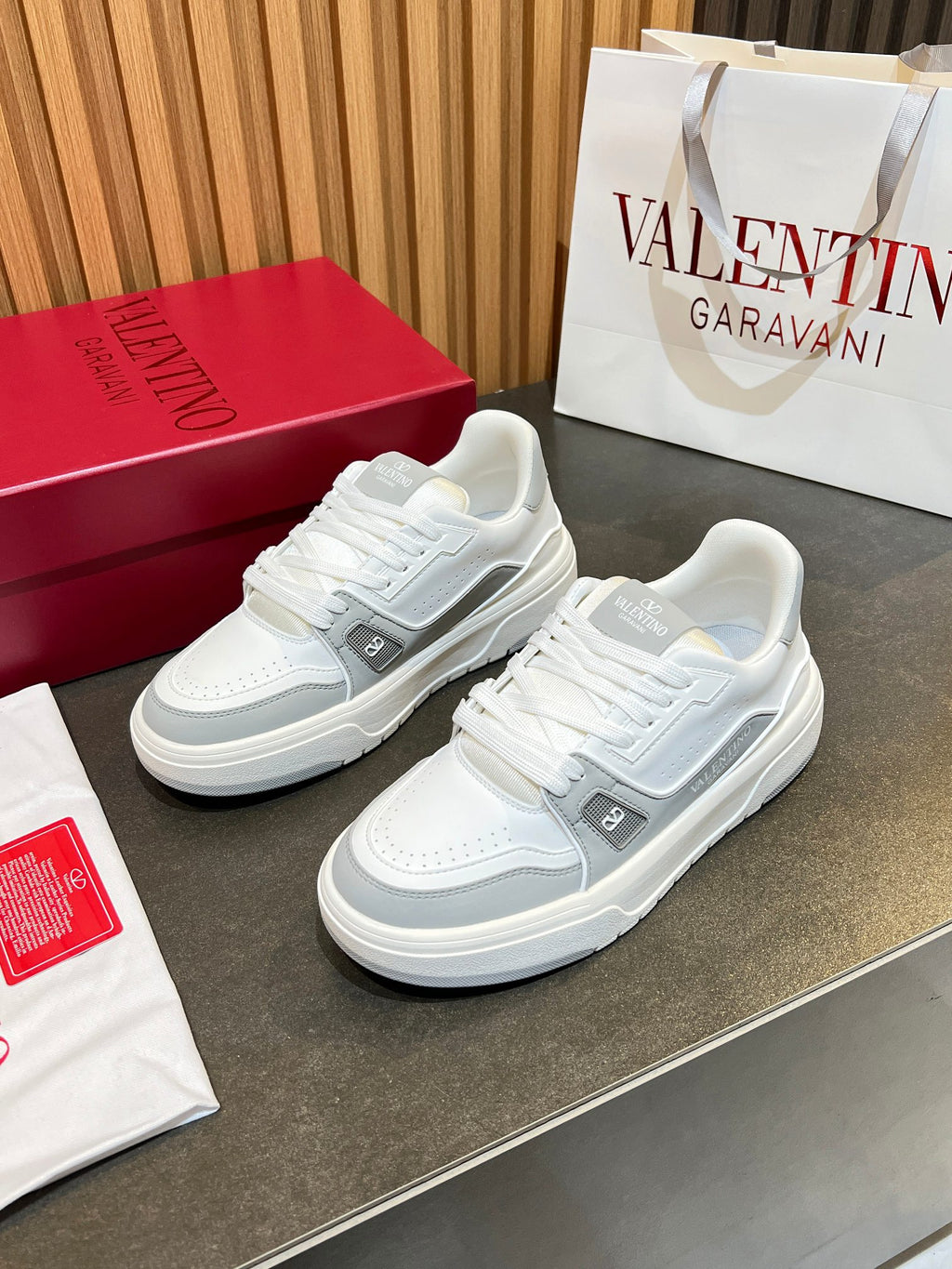 Valentino Sneaker