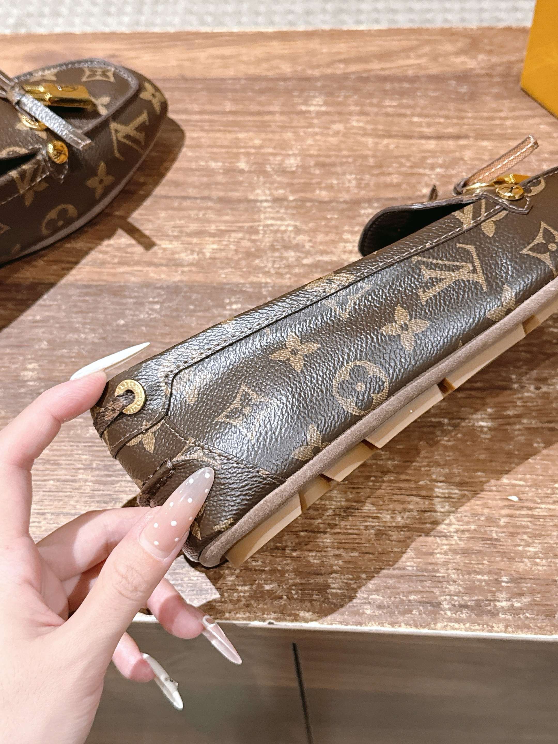 Louis Vuitton Loafer