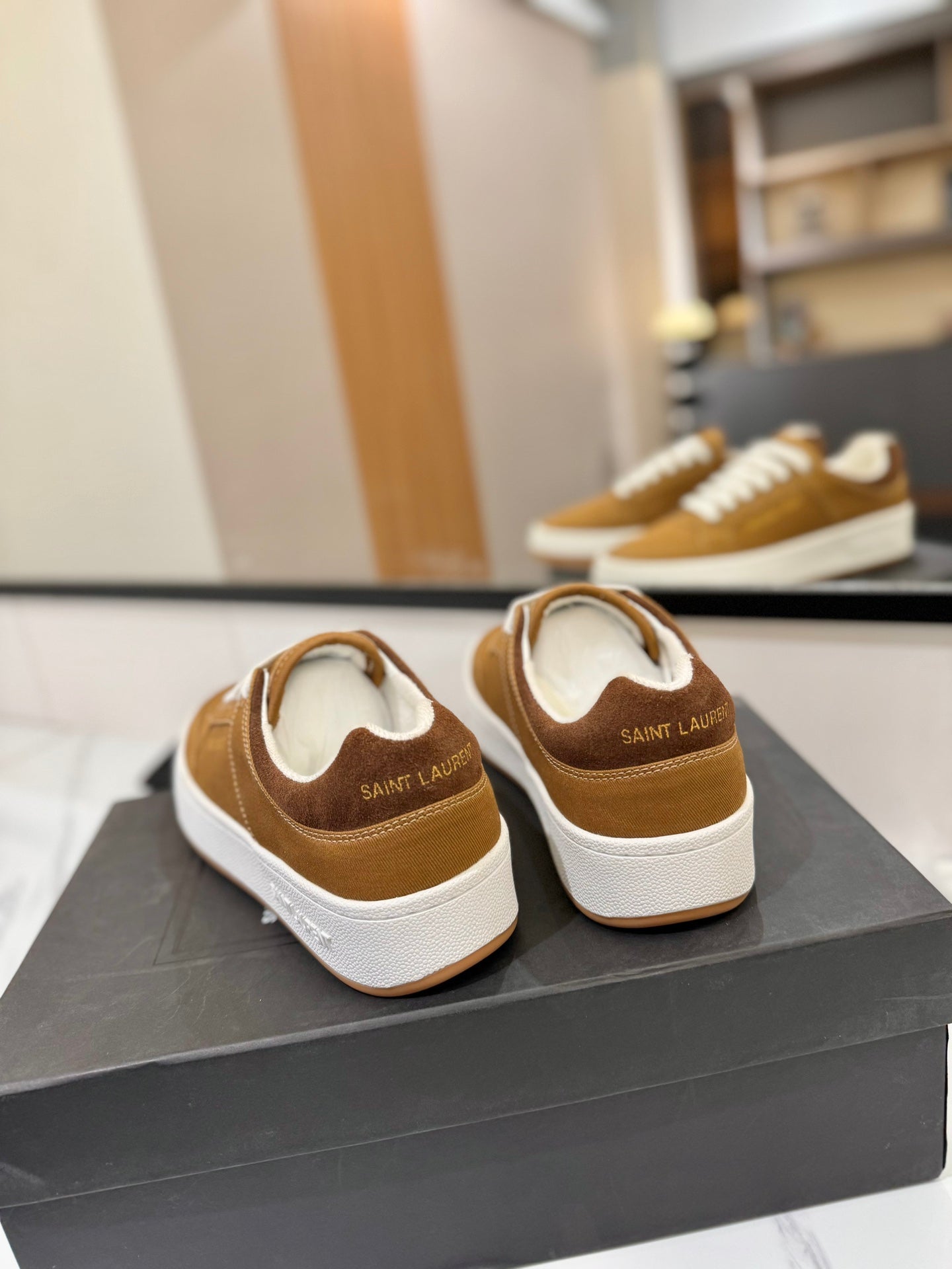 Saint Laurent Sneaker