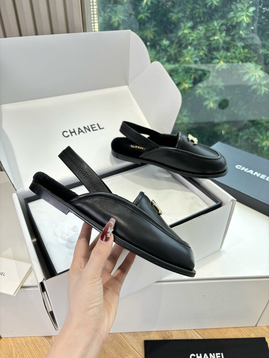 Chanel Slipper