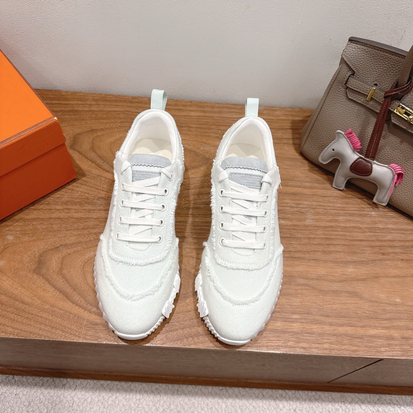 Hermes Sneaker