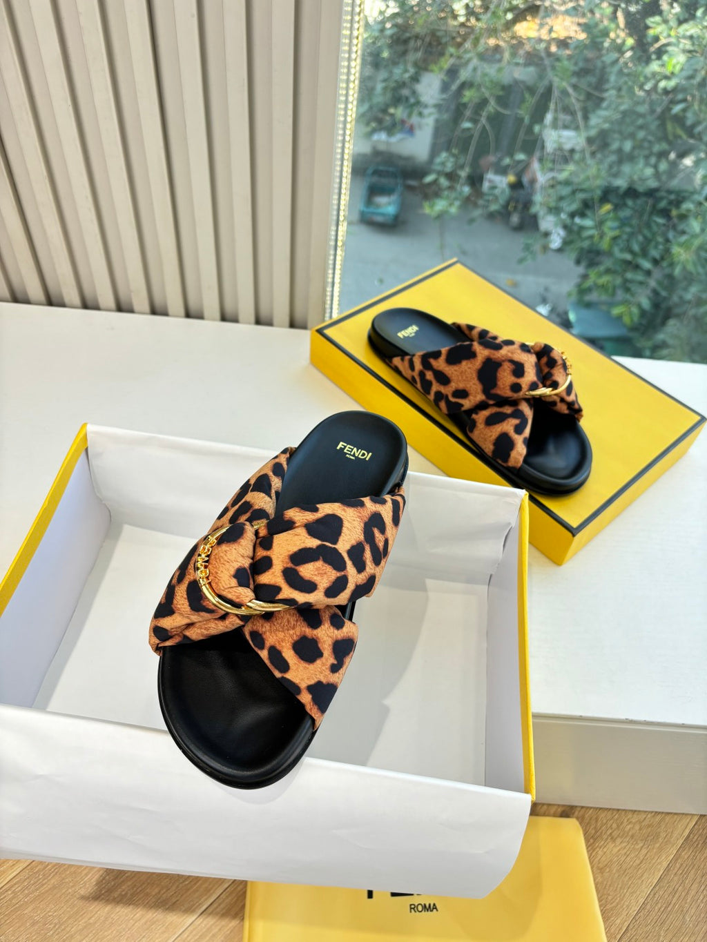 Fendi Slipper