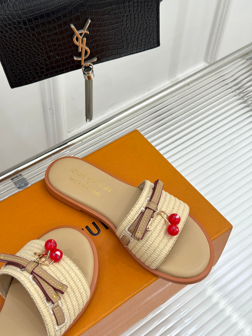 Louis Vuitton Terlik