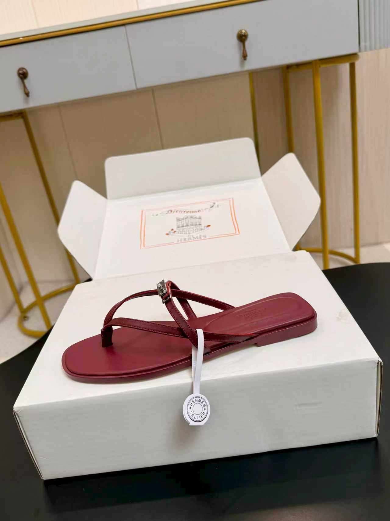 Hermes Slipper