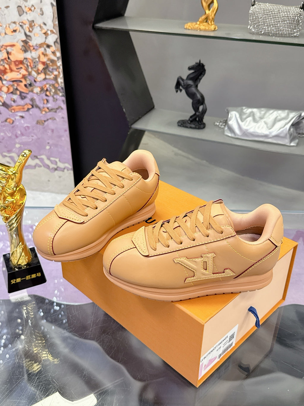 Louis Vuitton Sneaker