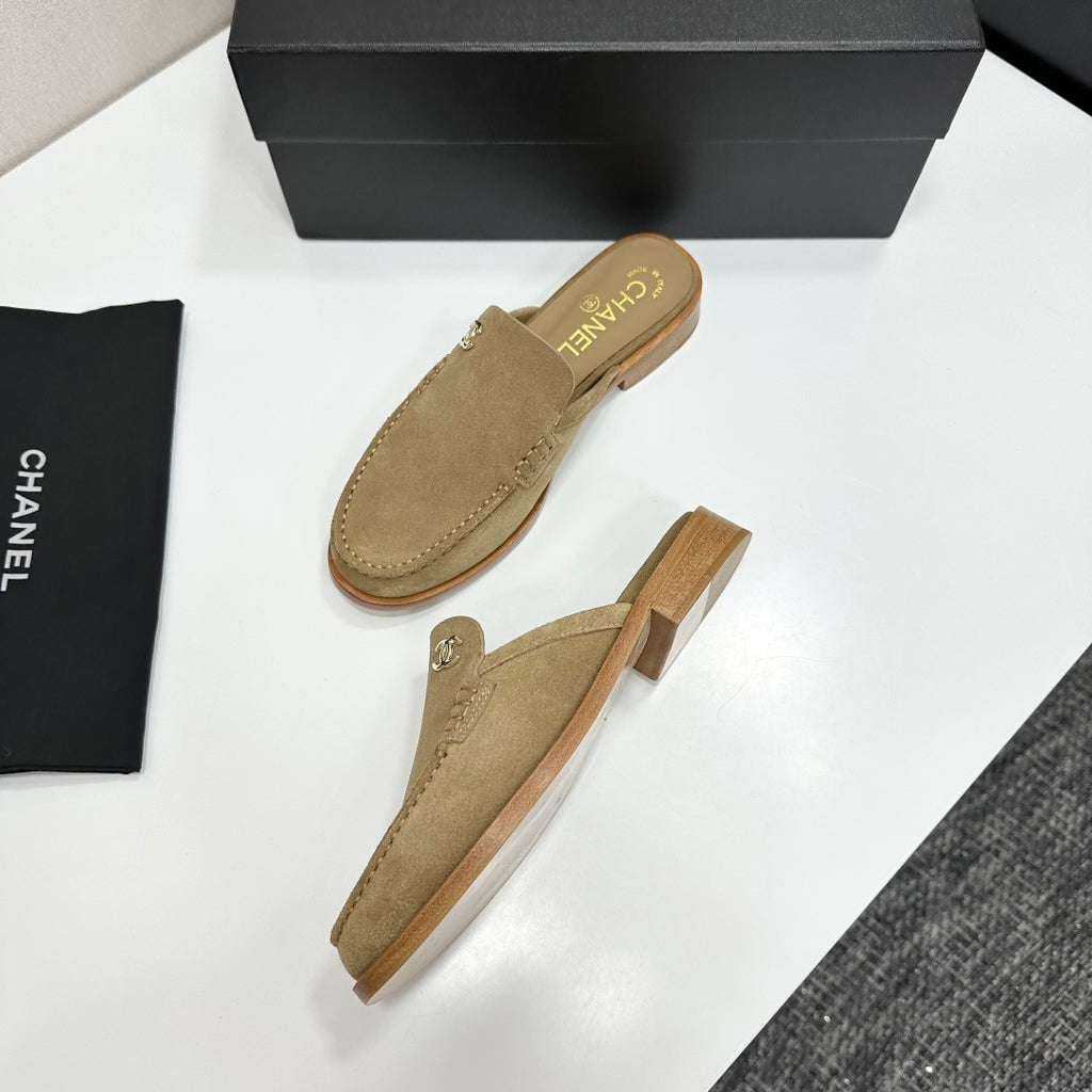 Chanel Slipper