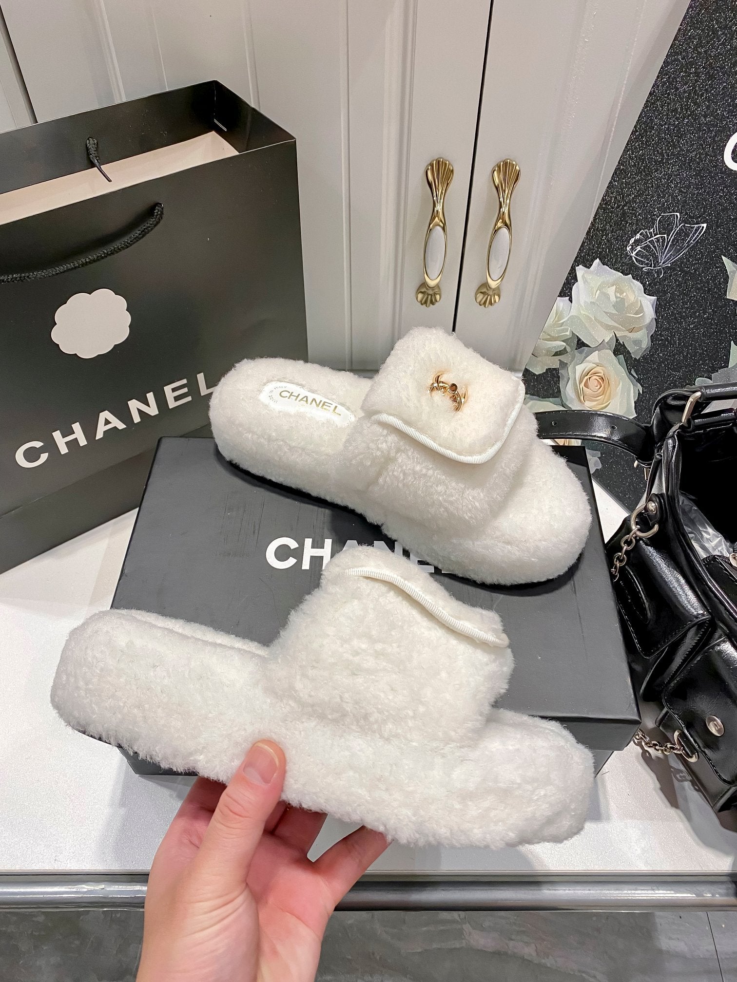 Chanel Slipper