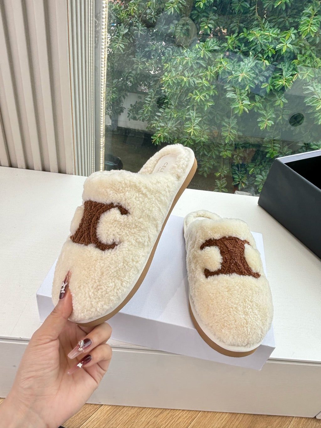 Celine Slipper