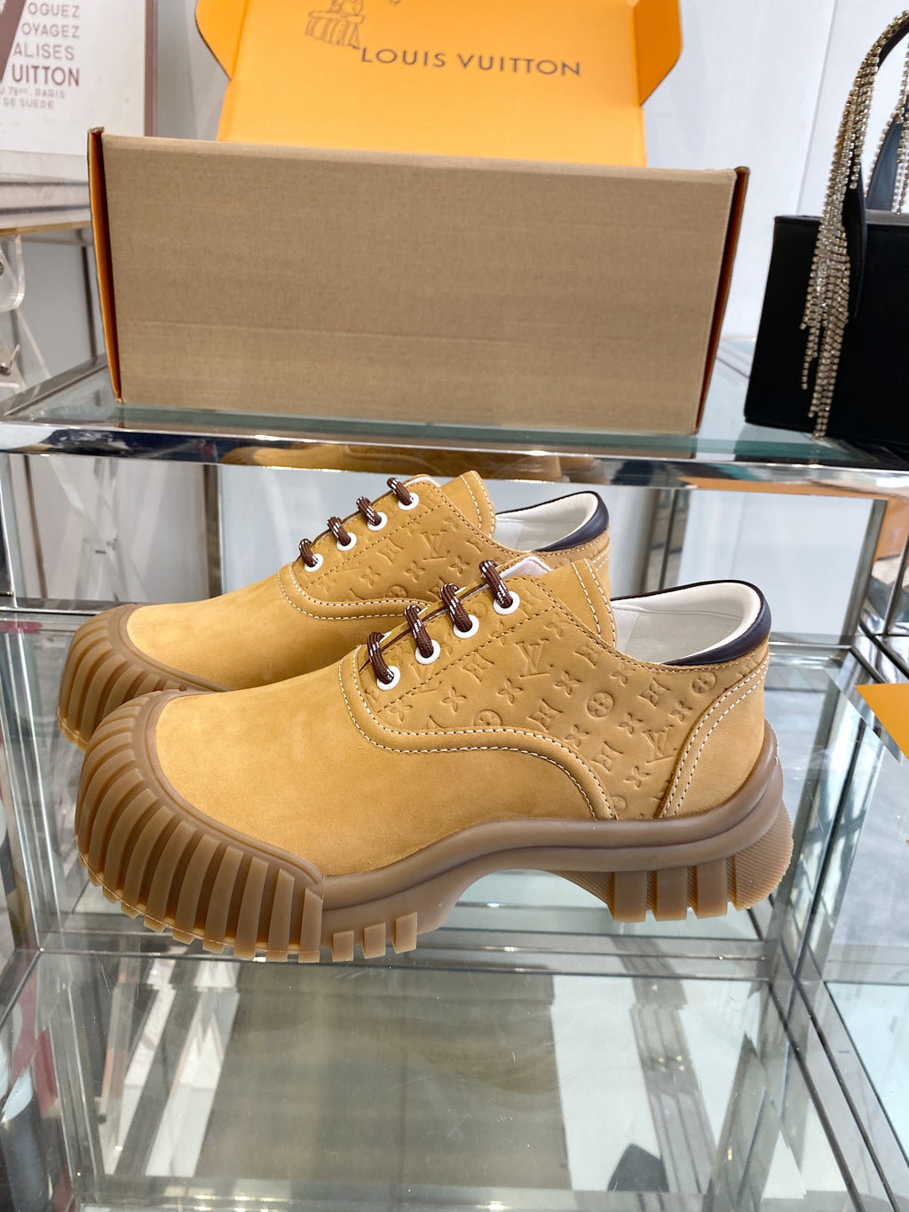 Louis Vuitton Sneaker