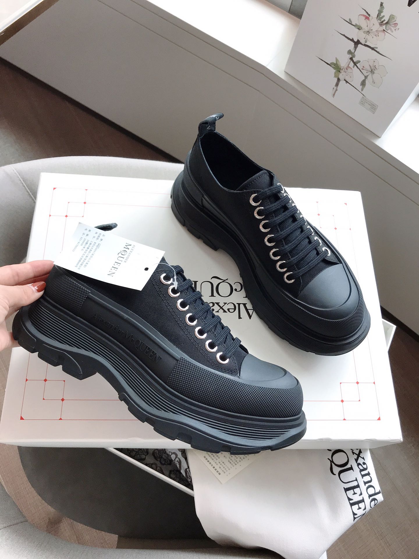 Alexander McQueen Sneaker