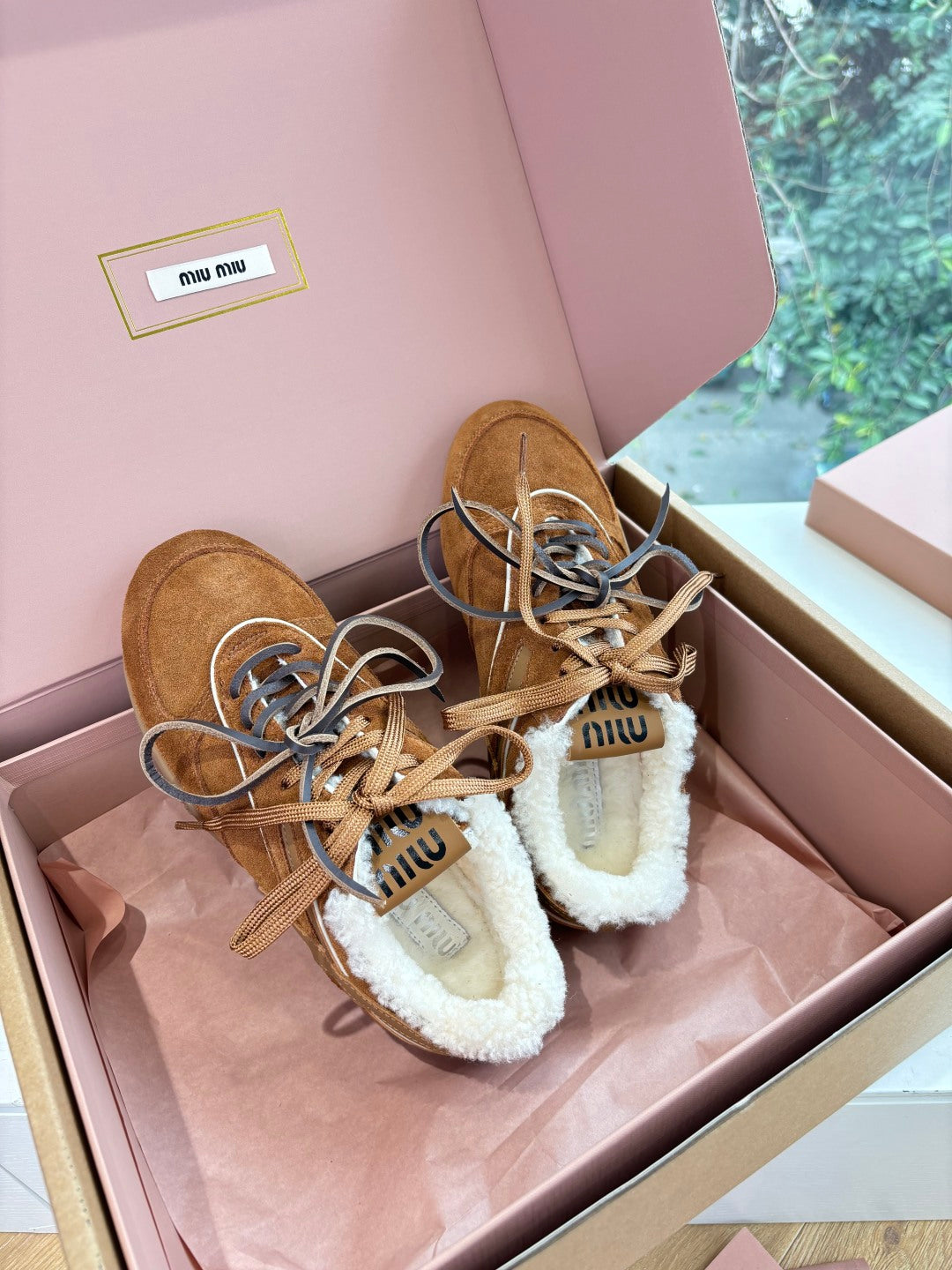 Miu Miu Sneaker