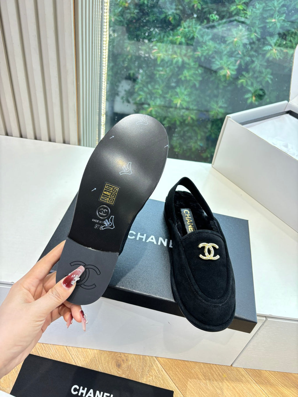 Chanel Slipper