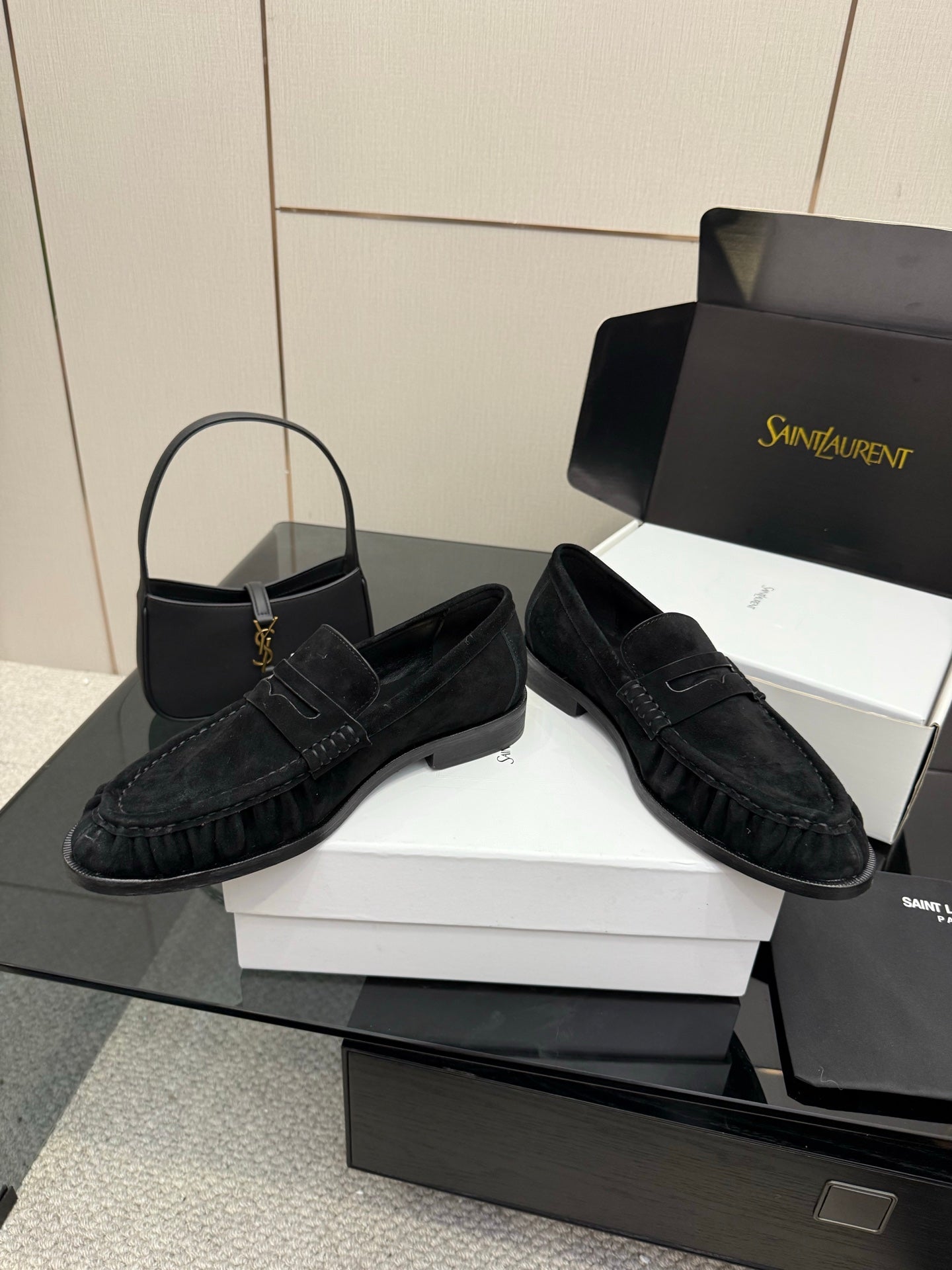 Yves Saint Laurent Loafer