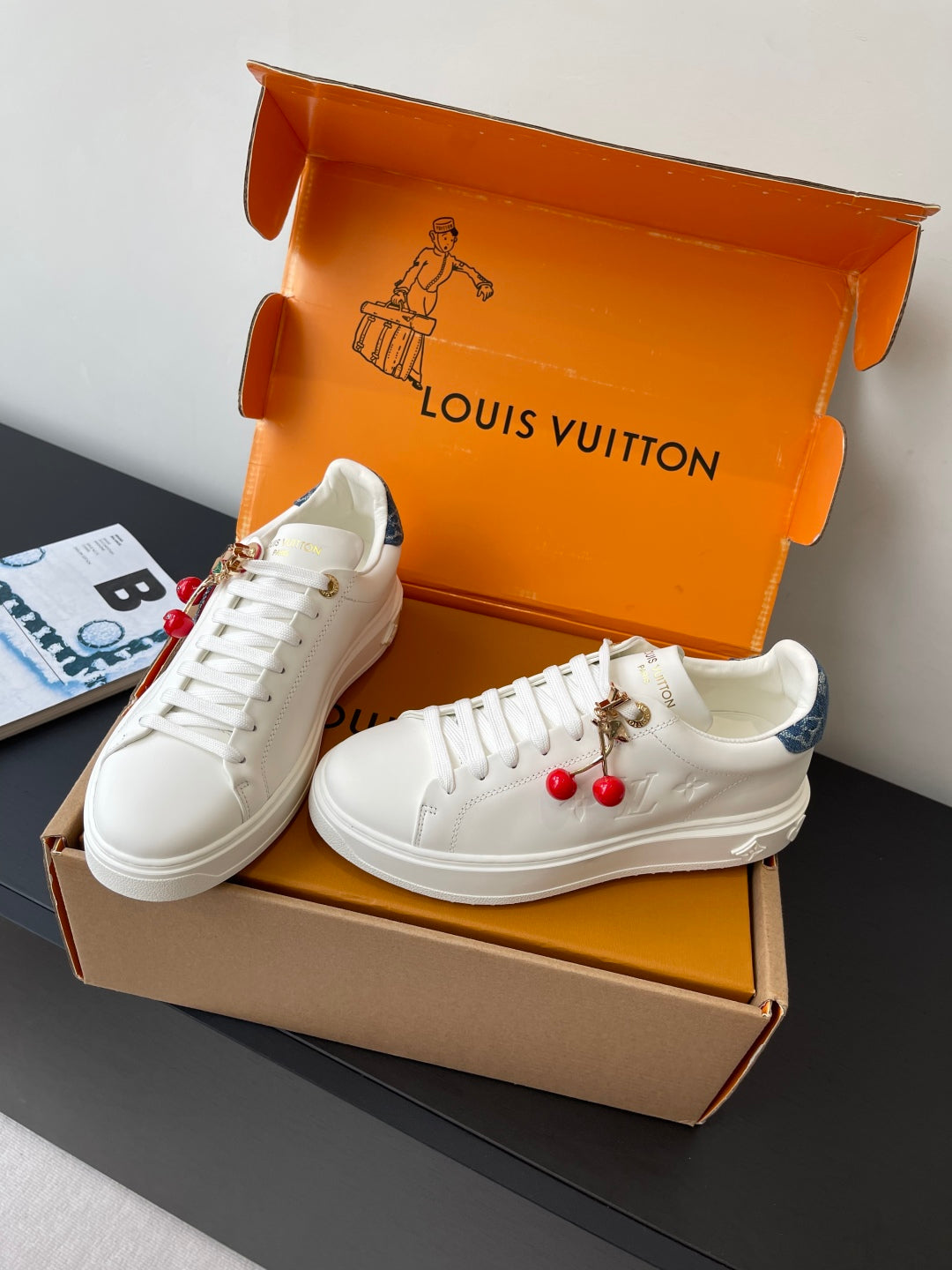 Louis Vuitton Sneaker