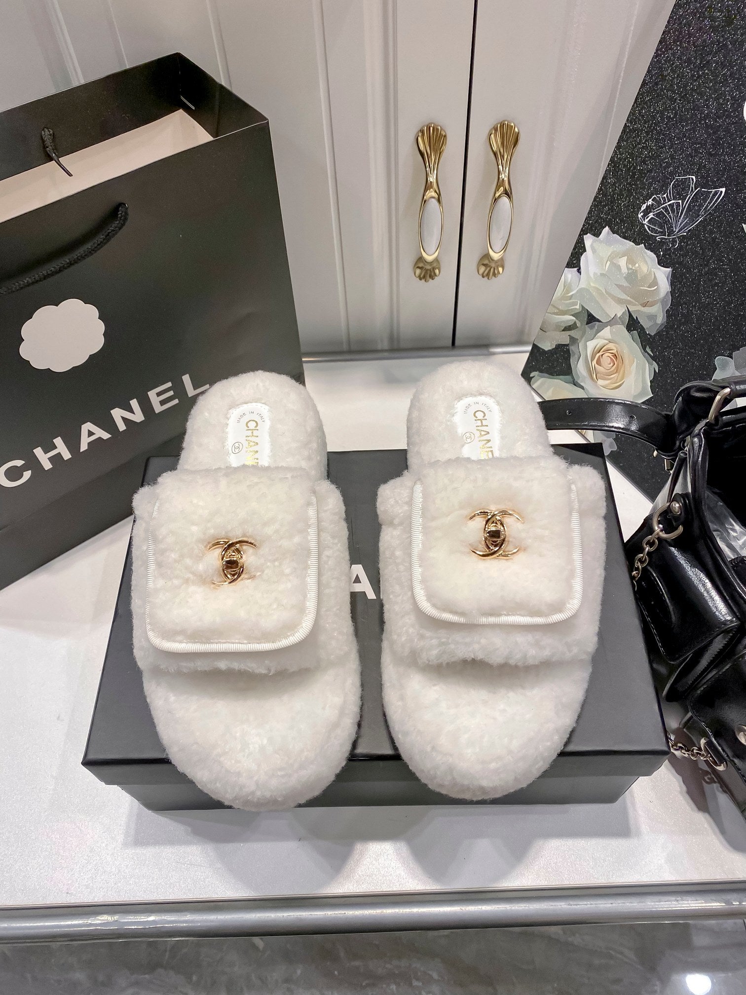Chanel Slipper