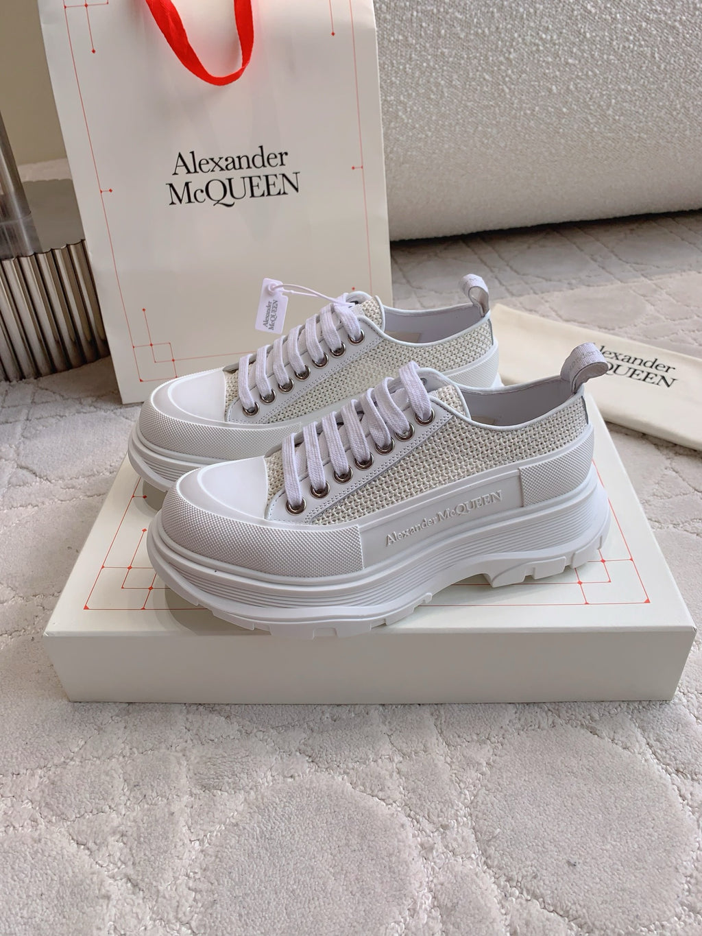 Alexander McQueen Sneaker