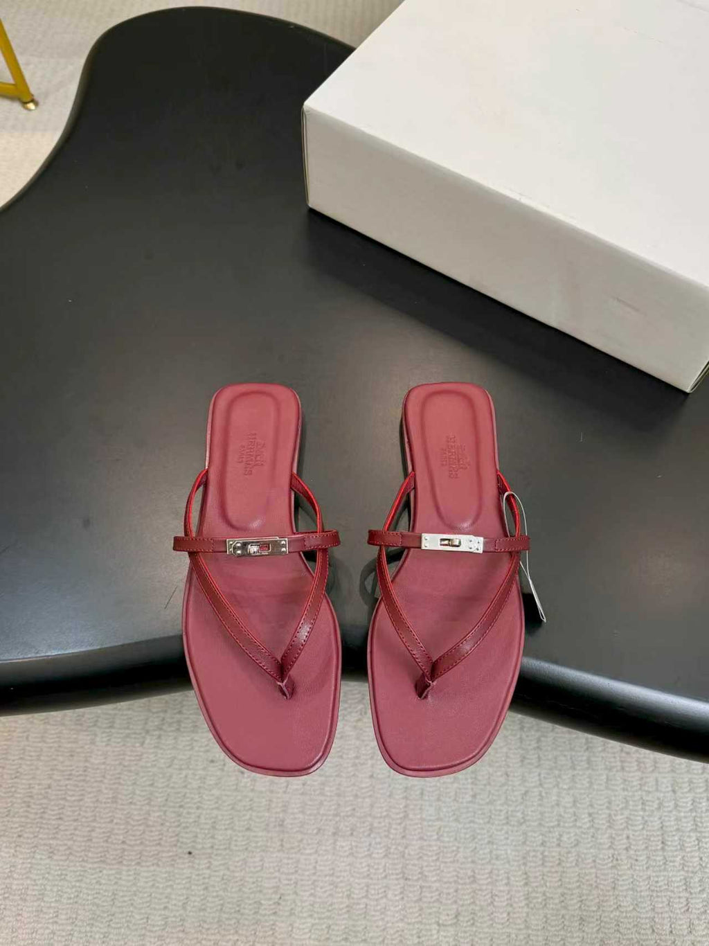 Hermes Slipper