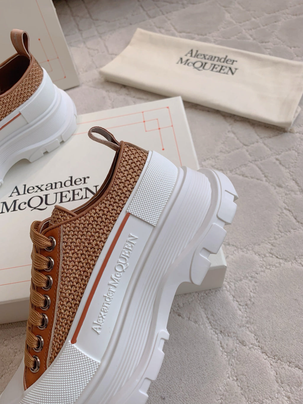 Alexander McQueen Sneaker