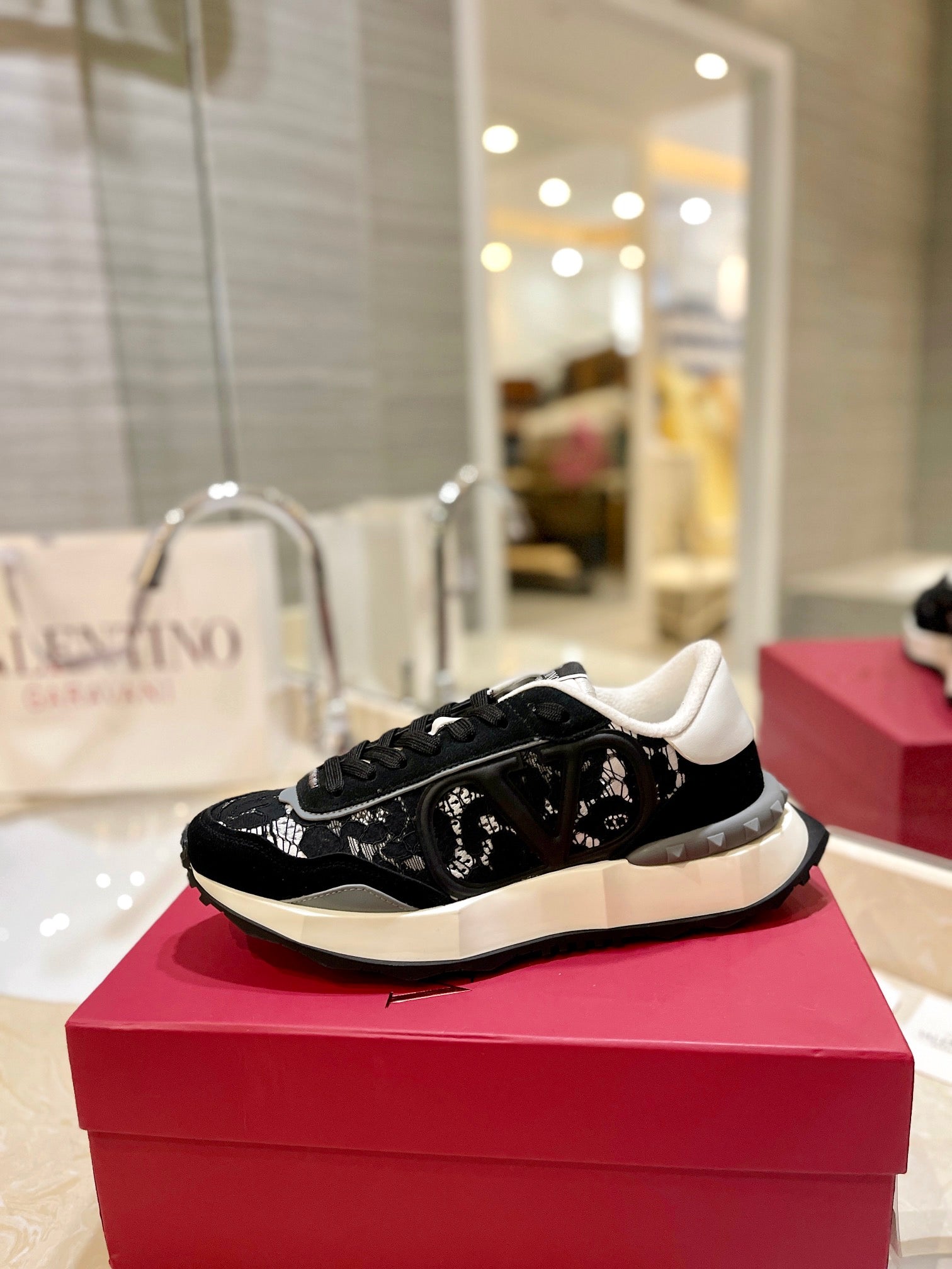 Valentino Sneaker