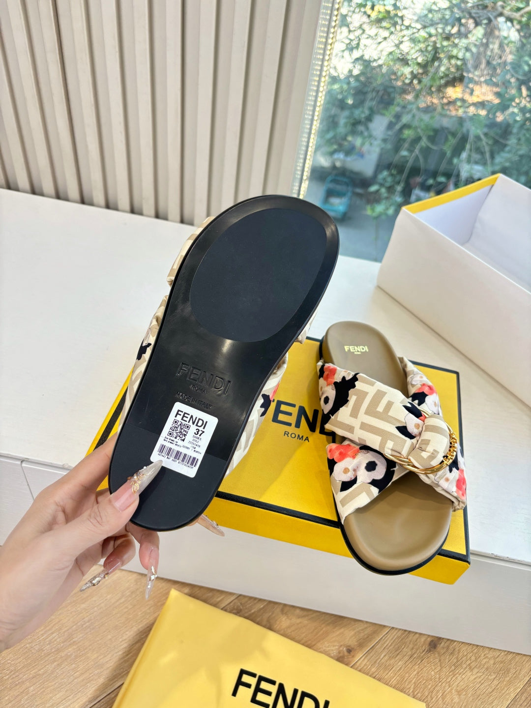 Fendi Slipper