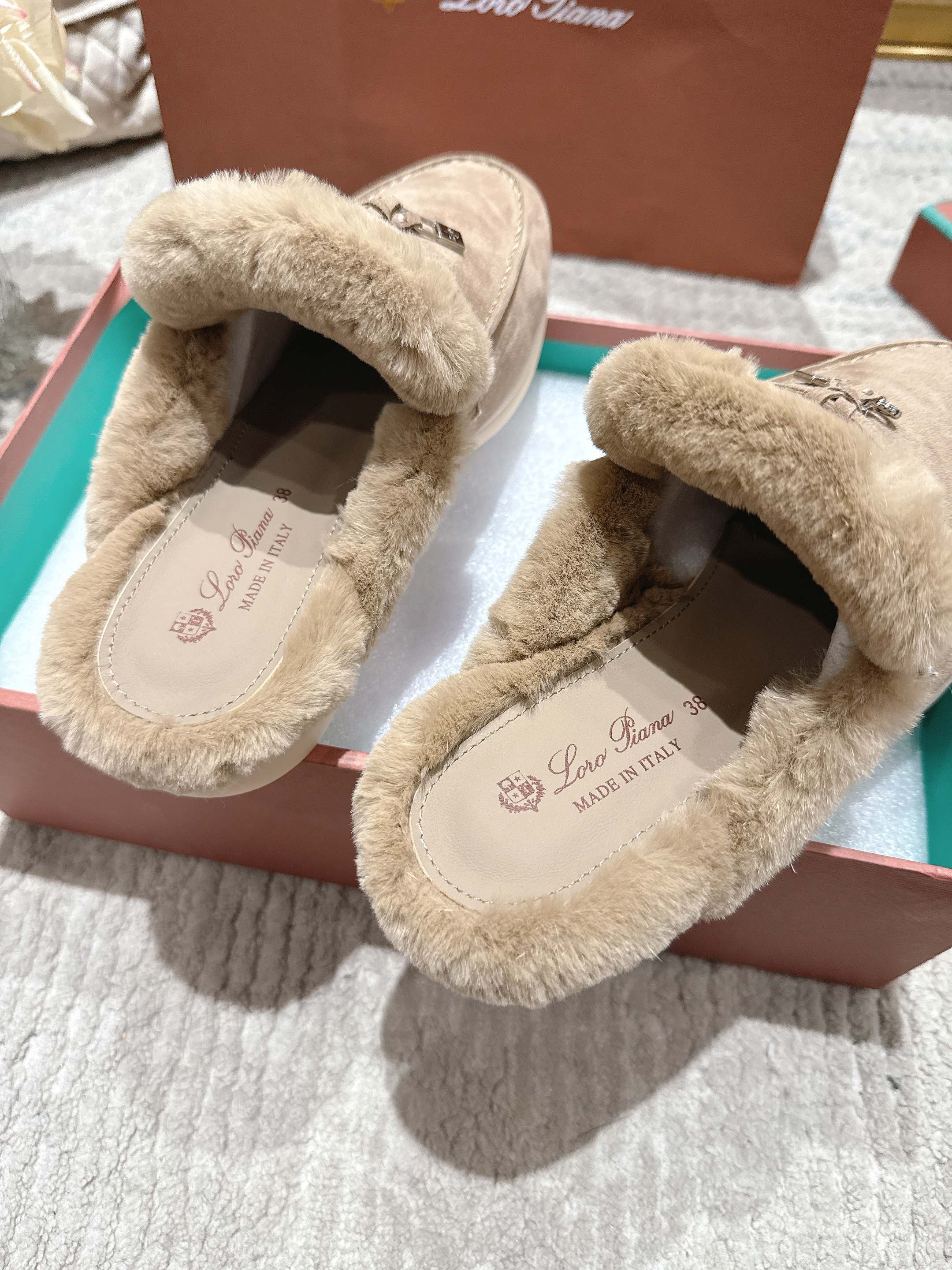 Loro Piana Slipper