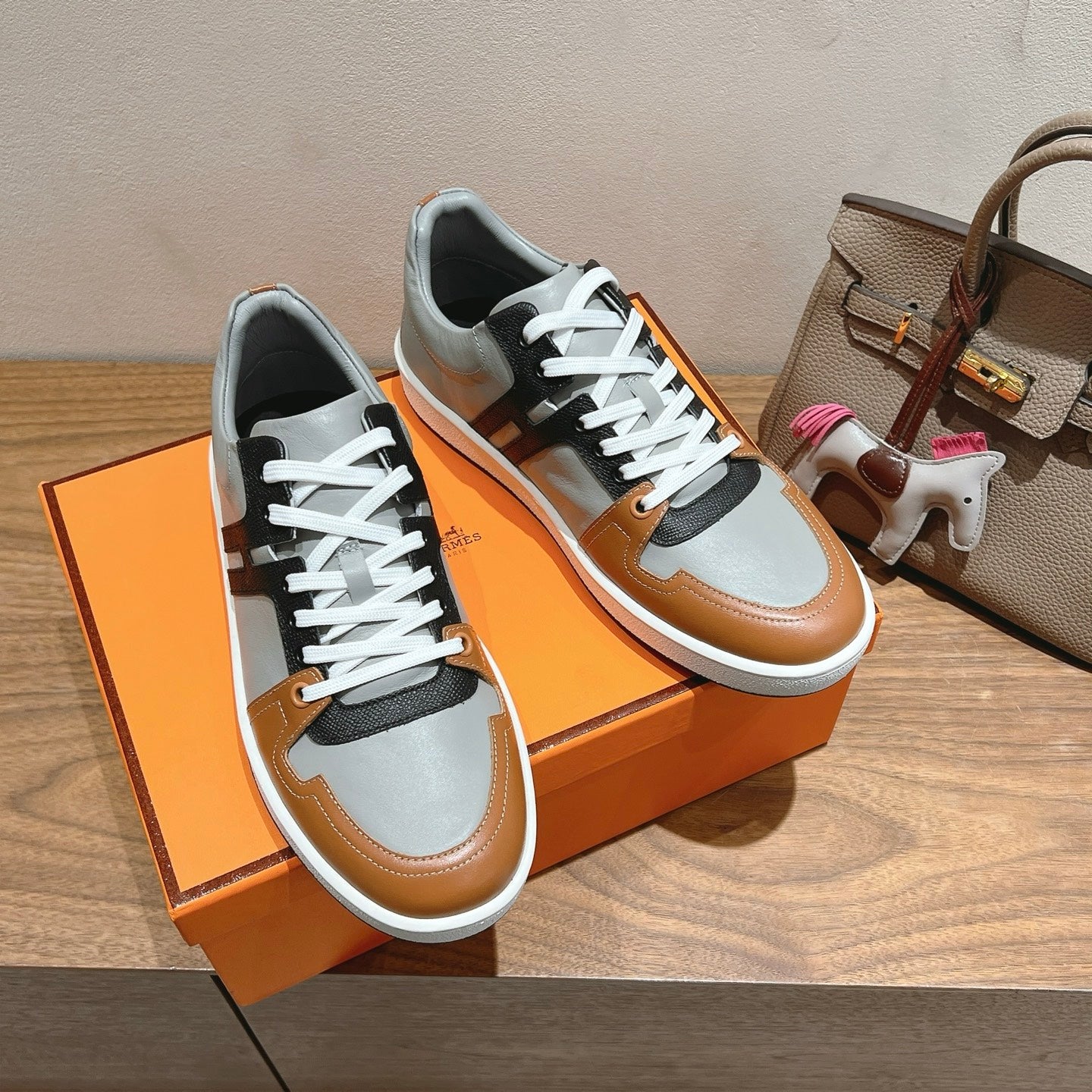 Hermes Sneaker
