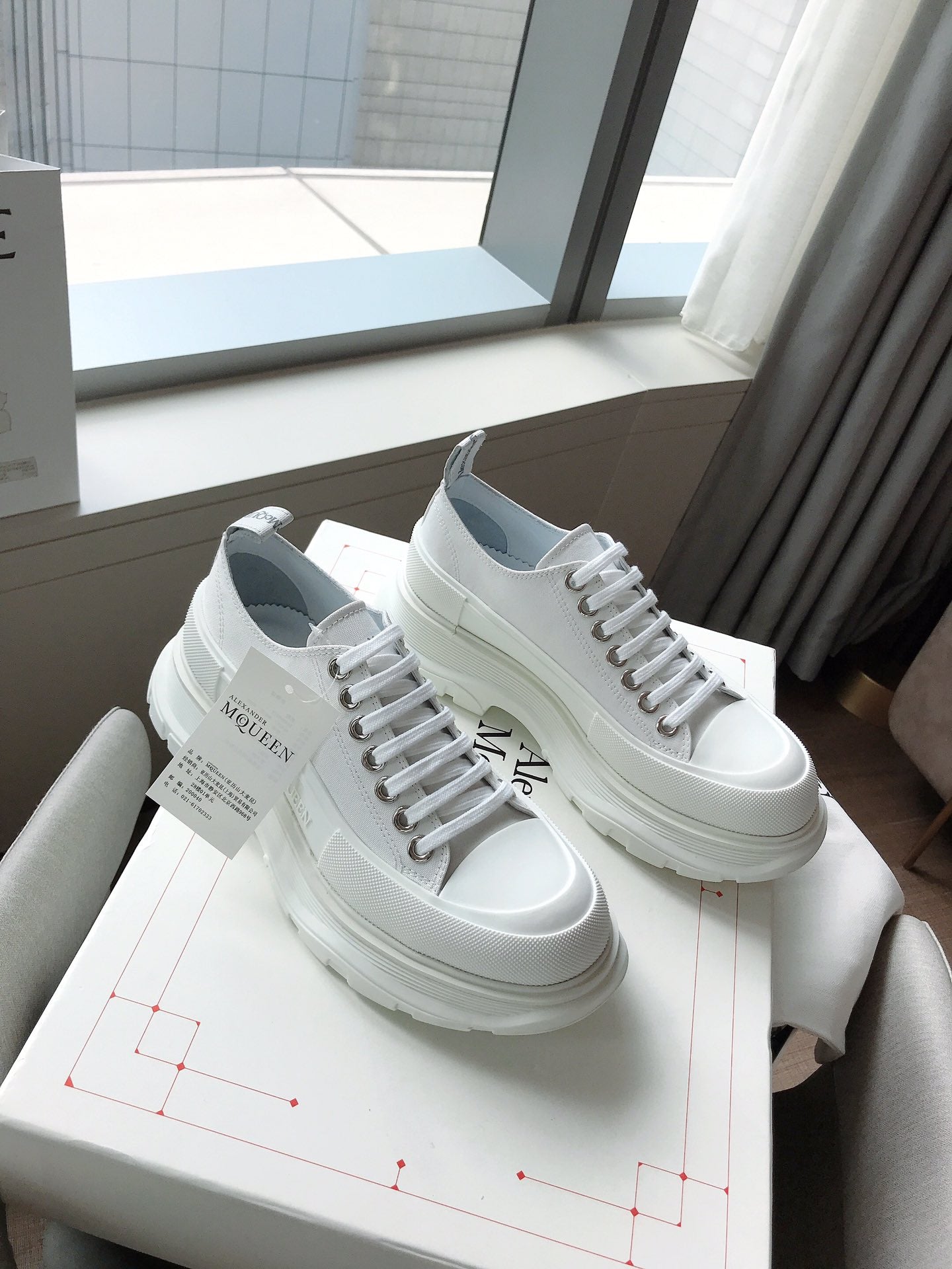Alexander McQueen Sneaker