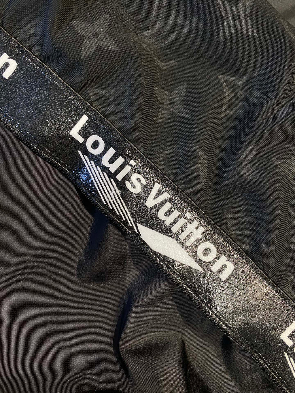 Louis Vuitton Mont