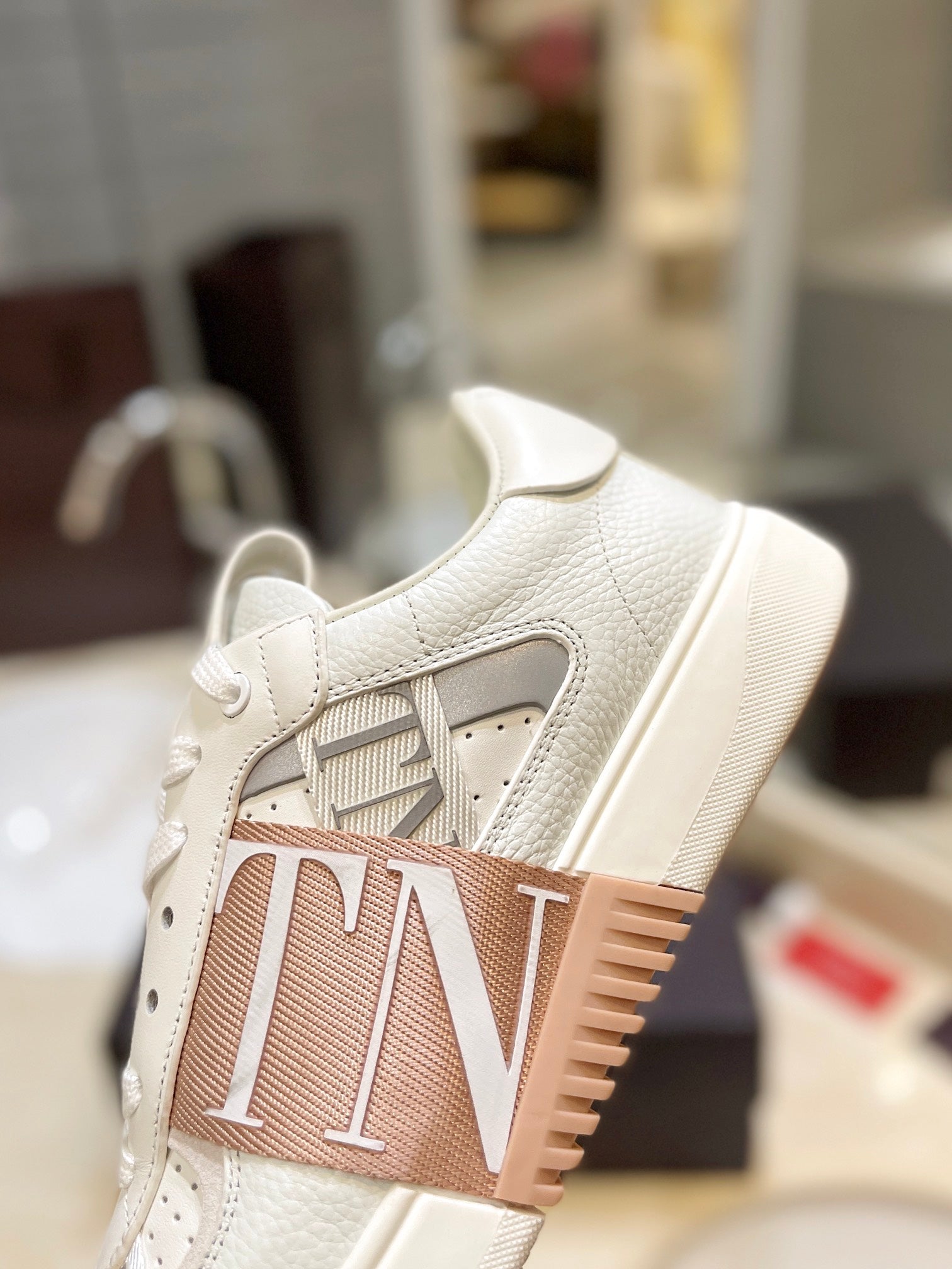 Valentino Sneaker