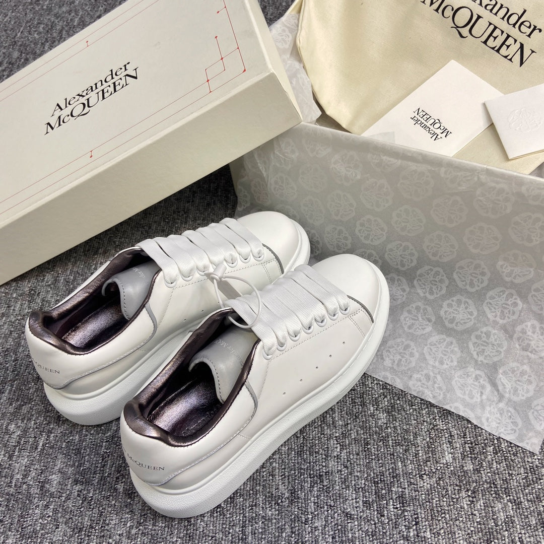 Alexander McQueen Sneaker