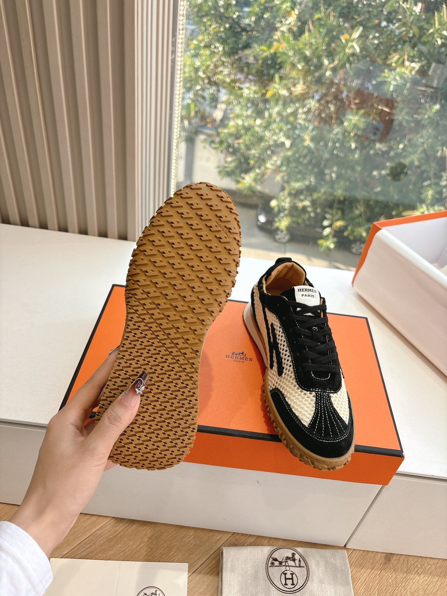 Hermes Sneaker