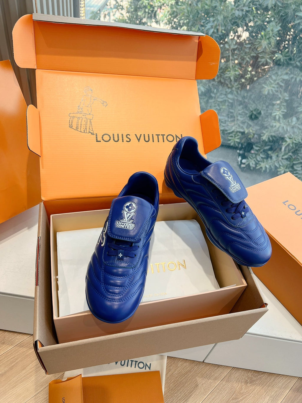 Louis Vuitton Sneaker
