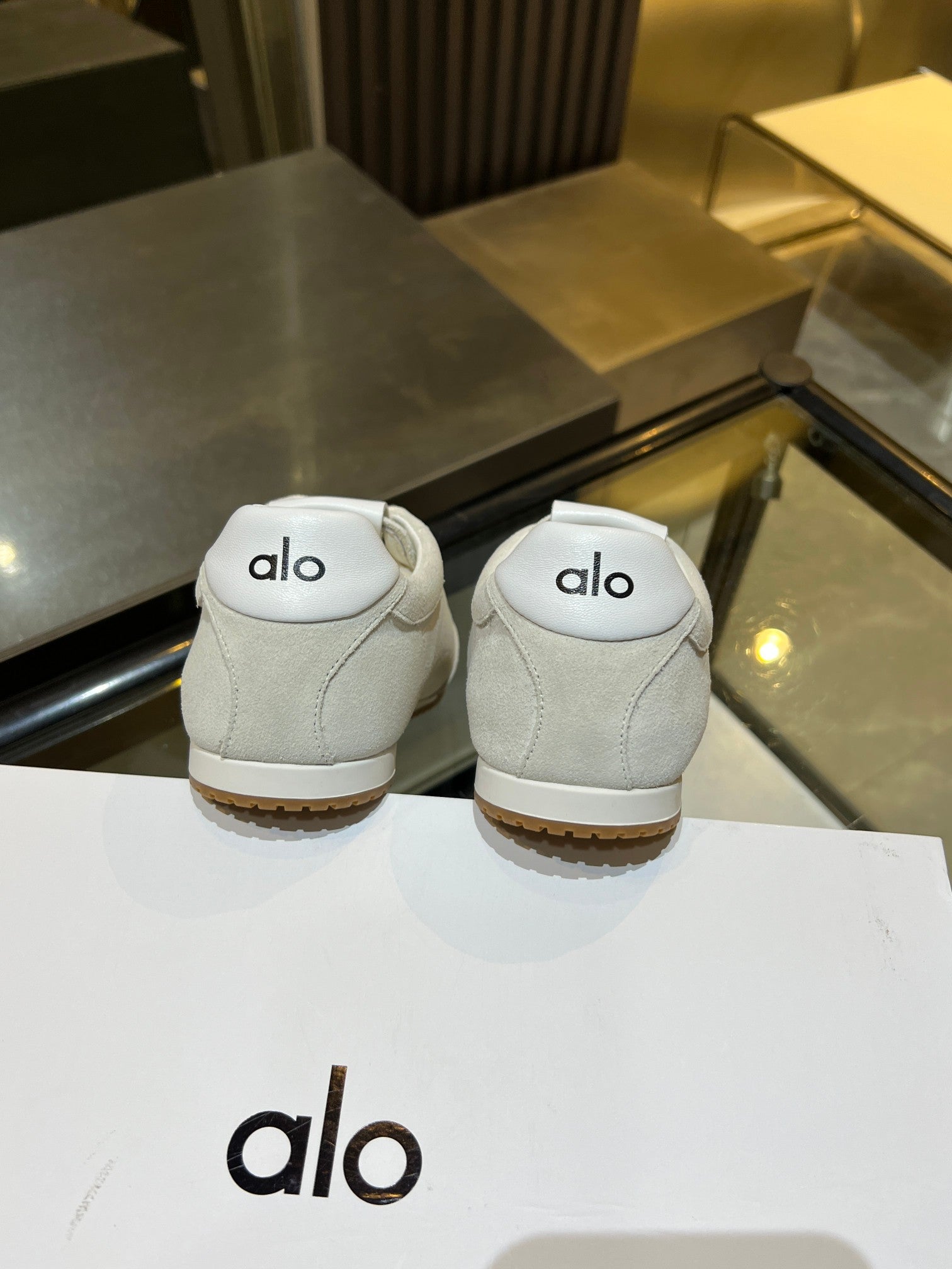 Alo Sneaker