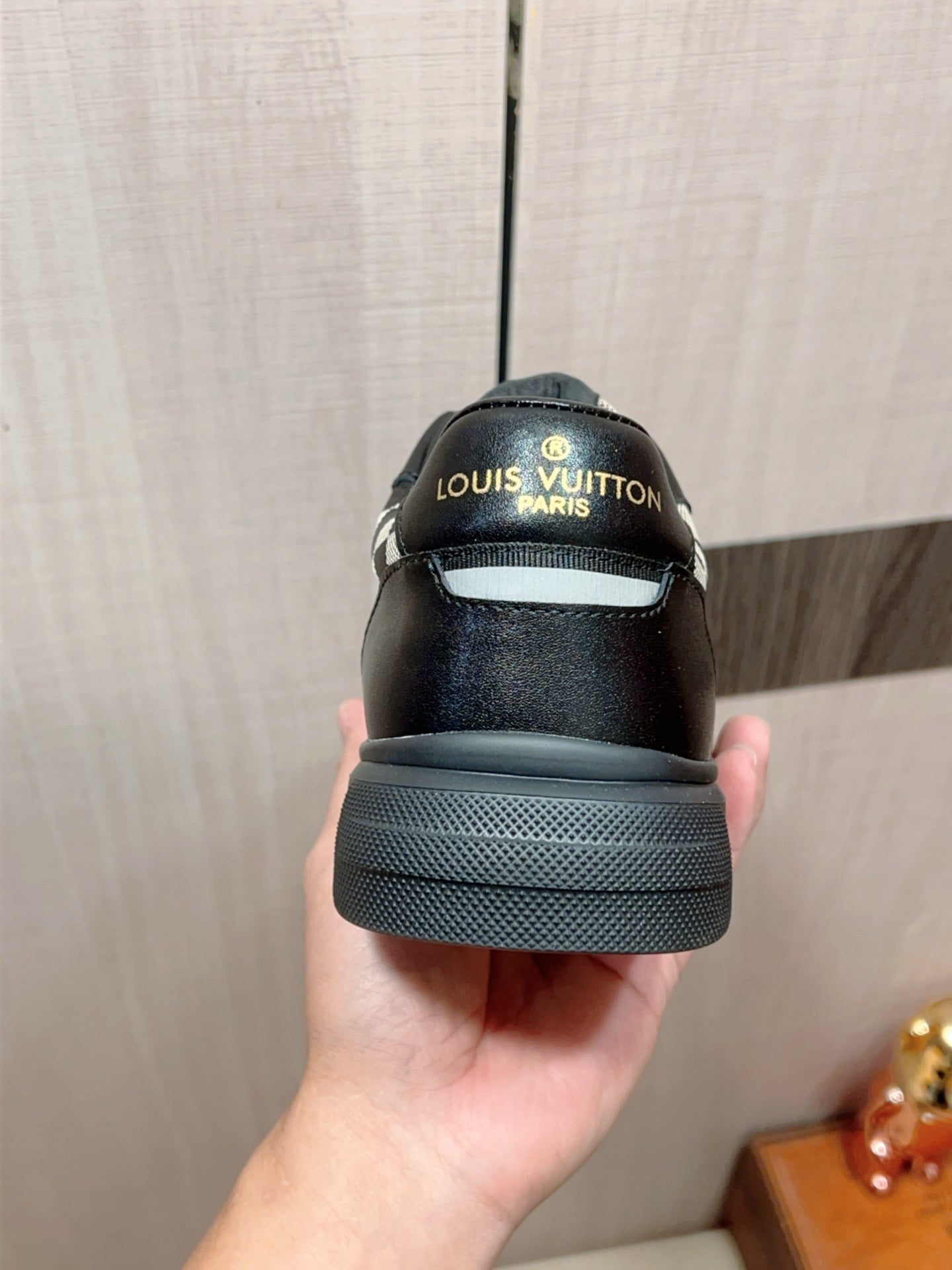 Louis Vuitton Sneaker