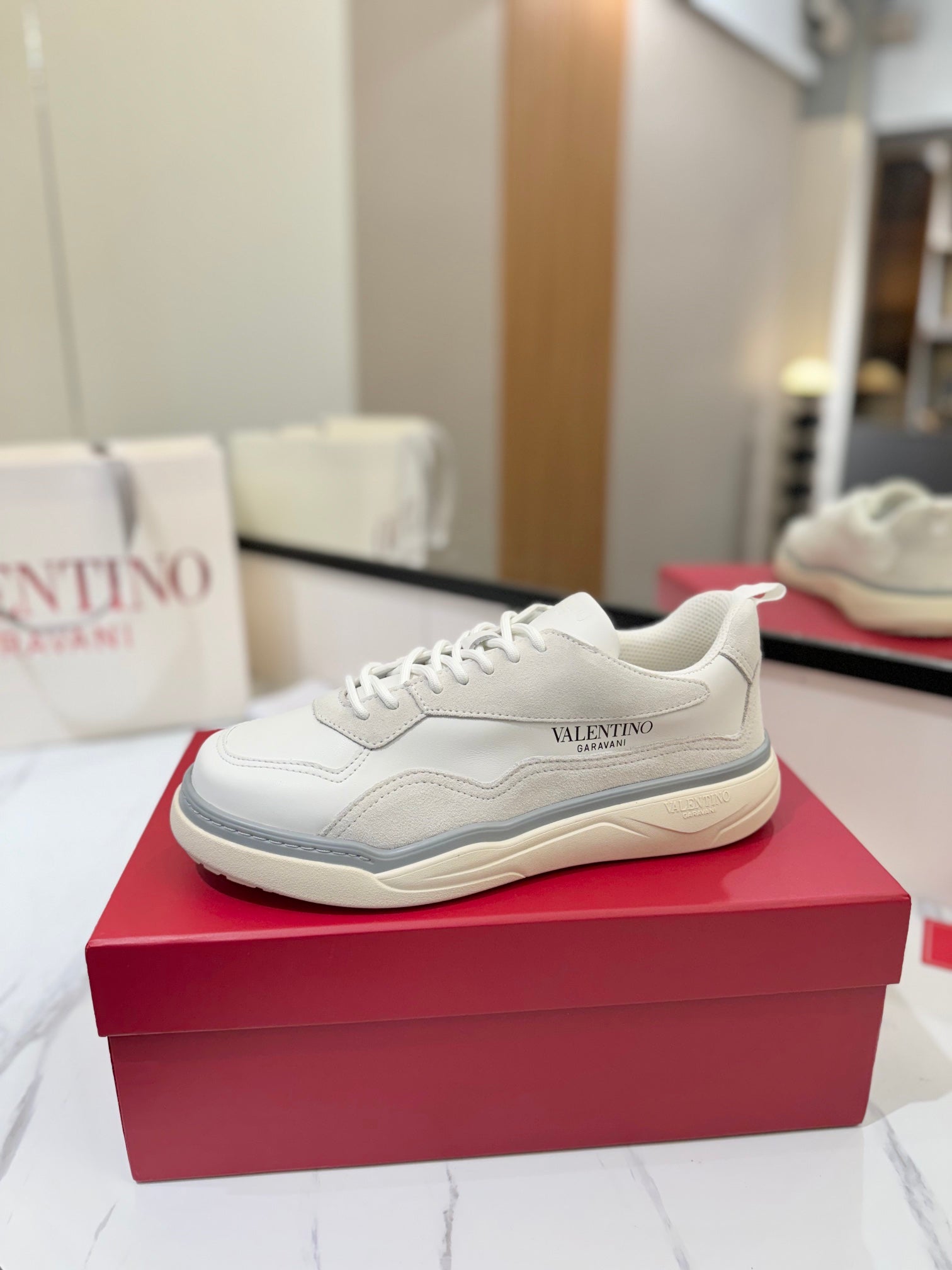 Valentino Sneaker