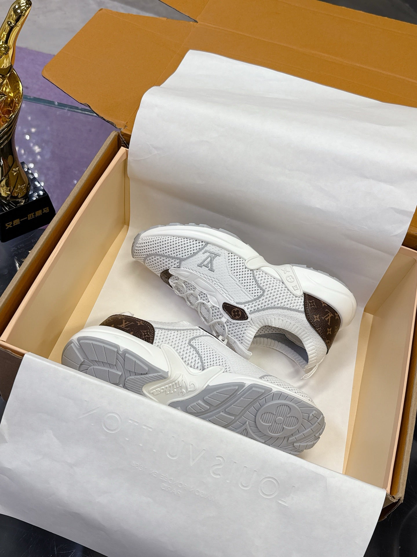 Louis Vuitton Sneaker