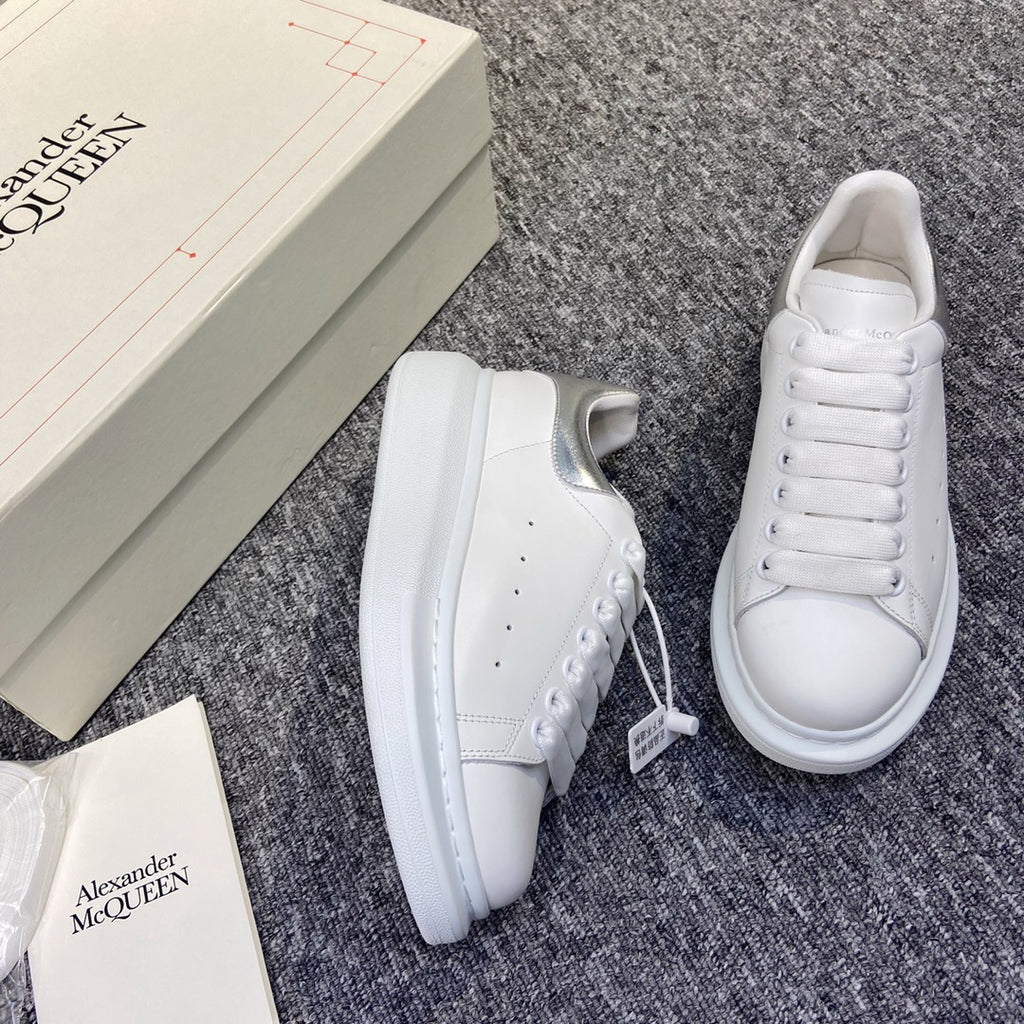 Alexander McQueen Sneaker