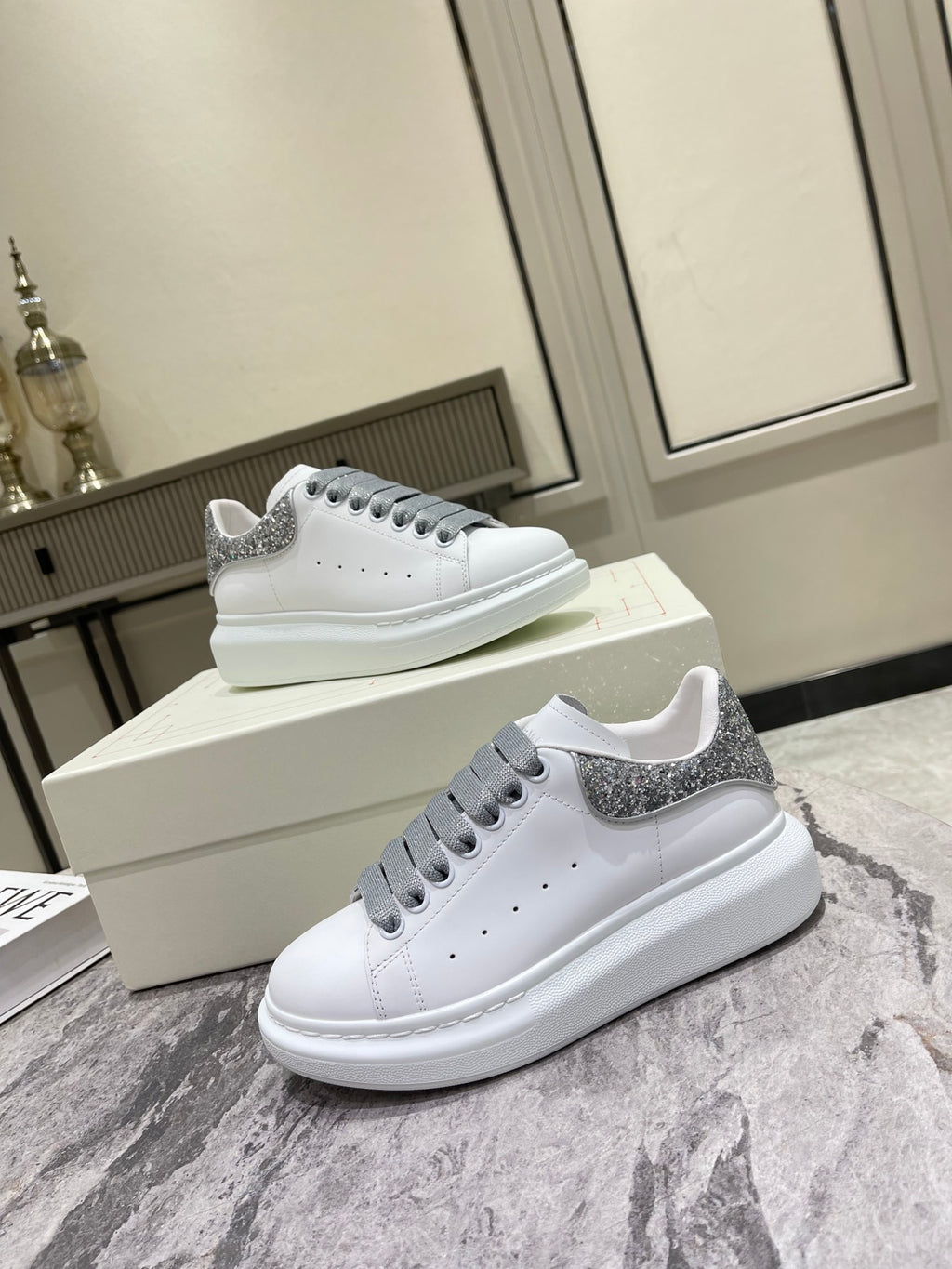Alexander McQueen Sneaker