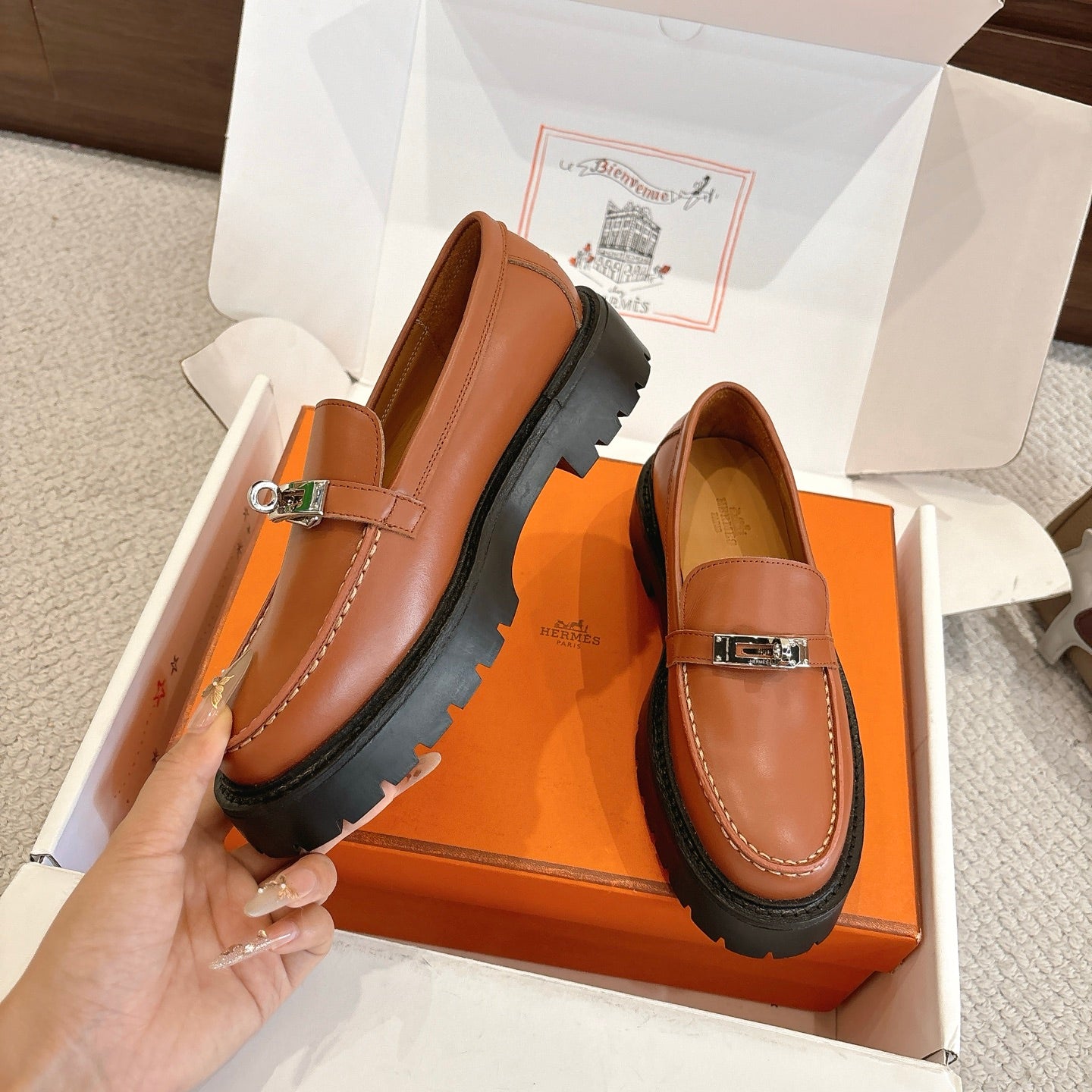 Hermes Sneaker