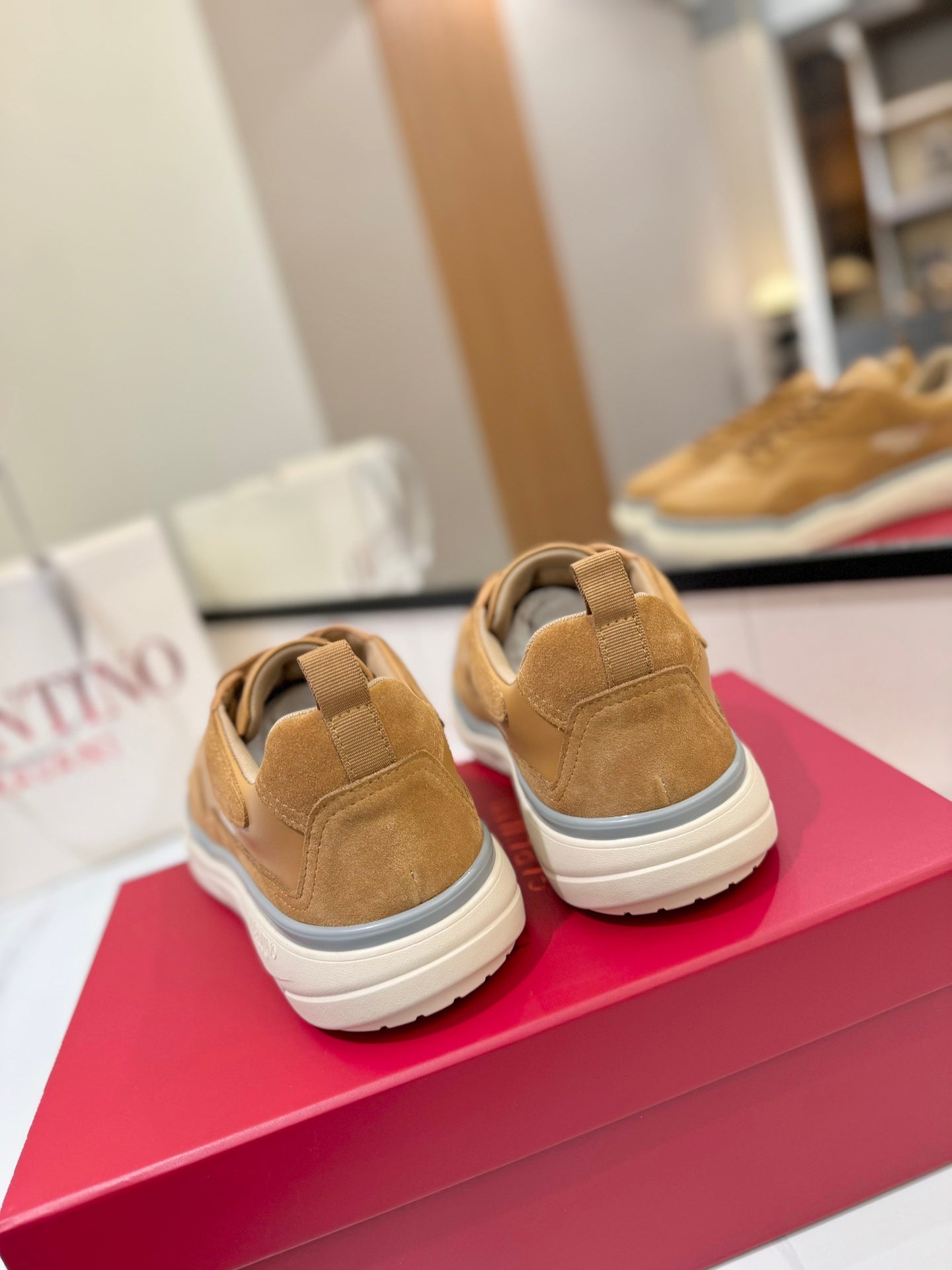 Valentino Sneaker
