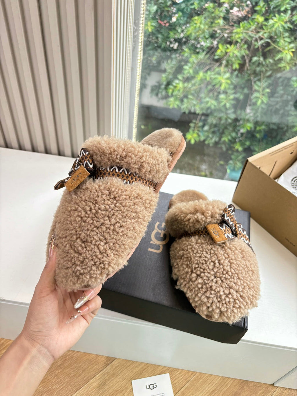 Ugg Slipper Hemen Teslim İndirimli